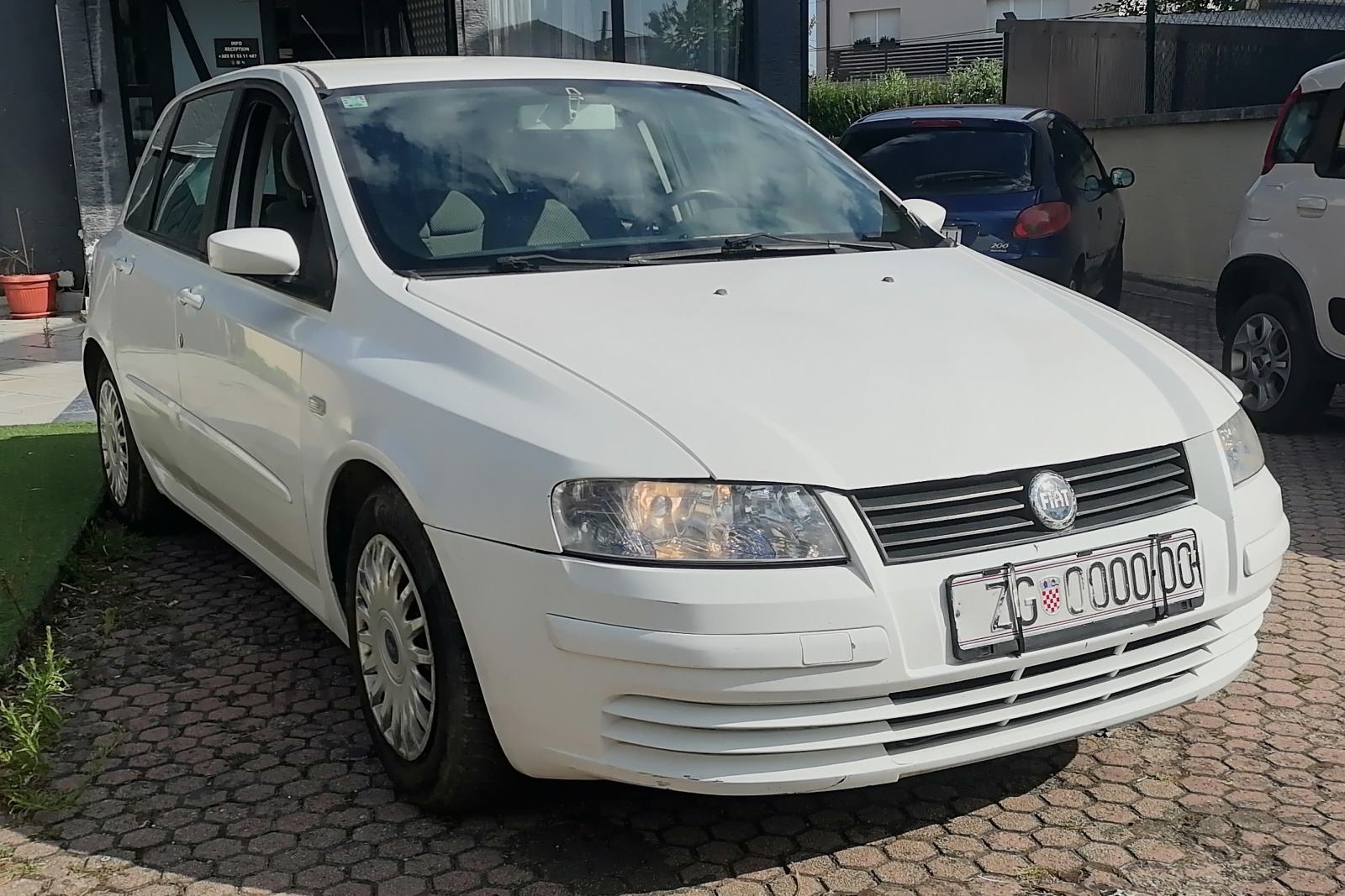 Stilo*1,6*benzinac*1 god.reg*05.g,*hatchback*klima*novo kvacilo*TOP!!!, fotografija 5