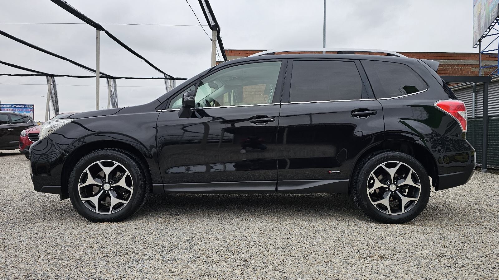 Subaru Forester 2,0 D,4X4,AUTOMATIC,NAVI,PANO,KOŽA,KAMERA,ALU,JAMSTVO, pogled izvana - slika 3