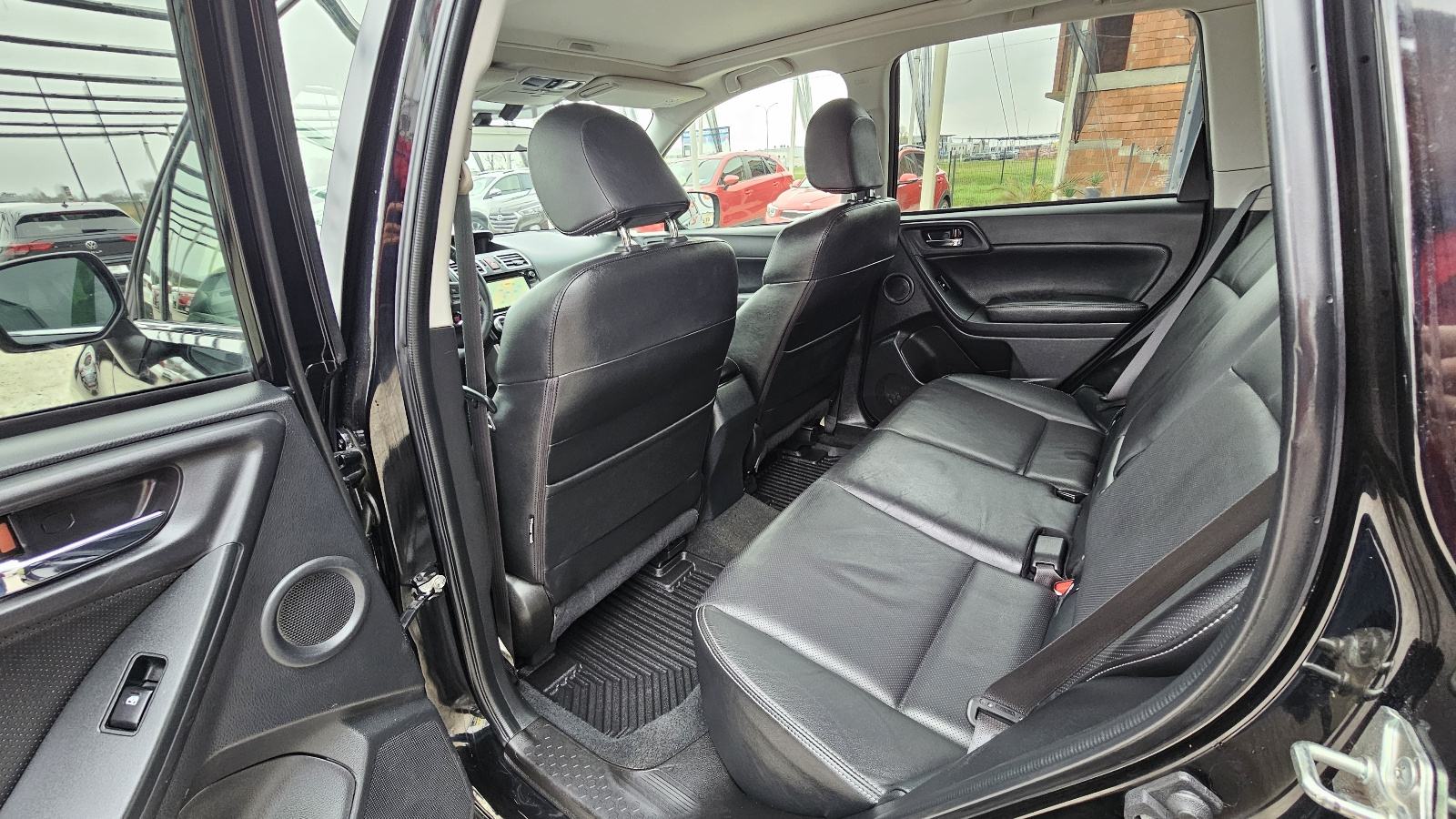 Subaru Forester 2,0 D,4X4,AUTOMATIC,NAVI,PANO,KOŽA,KAMERA,ALU,JAMSTVO, fotografija 13