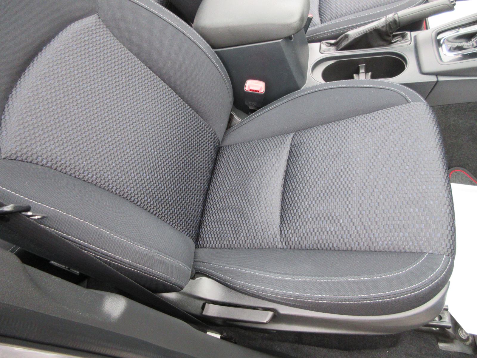 SUBARU FORESTER 2.0 D 4X4 AUTOMATIK,NAVIGACIJA,KAMERA,PANORAMA,ALU !!!, fotografija 14