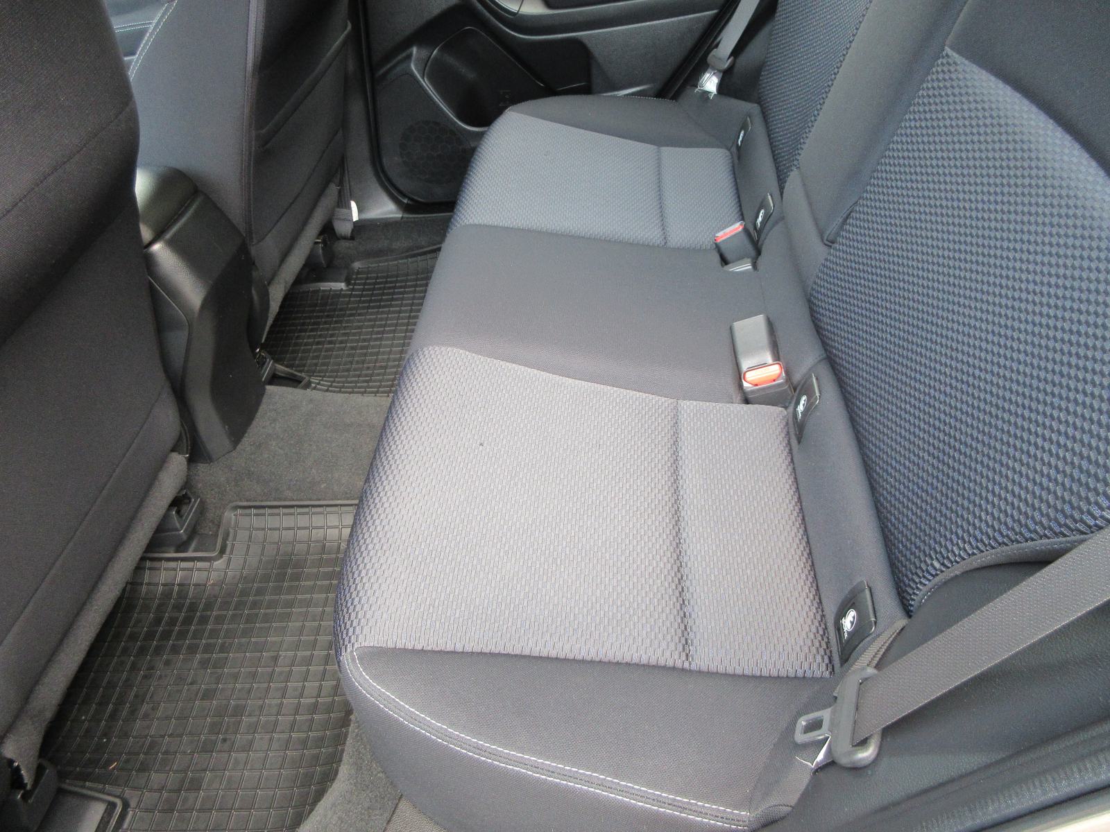 SUBARU FORESTER 2.0 D 4X4 KAMERA,PANORAMA,GR. SJEDALA,ALU 17!!!, fotografija 17
