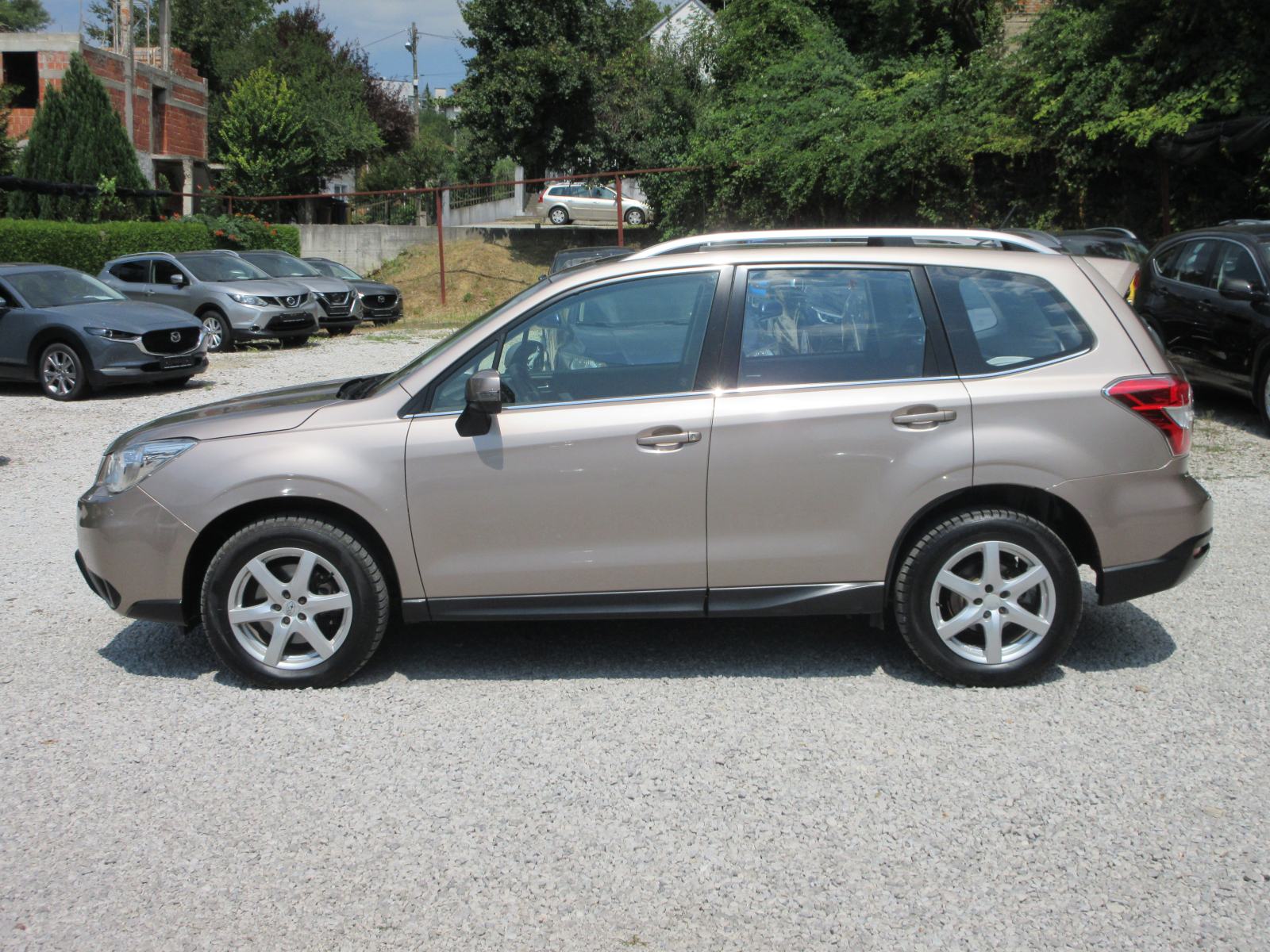 SUBARU FORESTER 2.0 D 4X4 KAMERA,PANORAMA,GR. SJEDALA,ALU 17!!!, fotografija 8