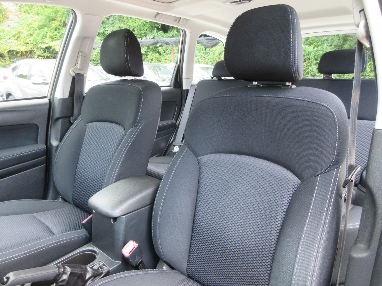 SUBARU FORESTER 2.0 D 4X4 KAMERA,PANORAMA,GR. SJEDALA,ALU 17!!!, fotografija 13