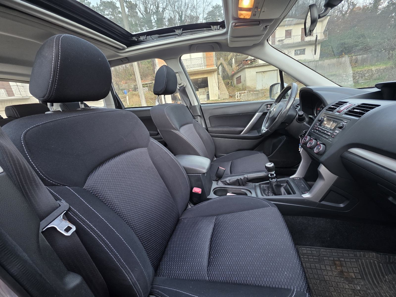 Subaru Forester 2,0 D 4x4, fotografija 10