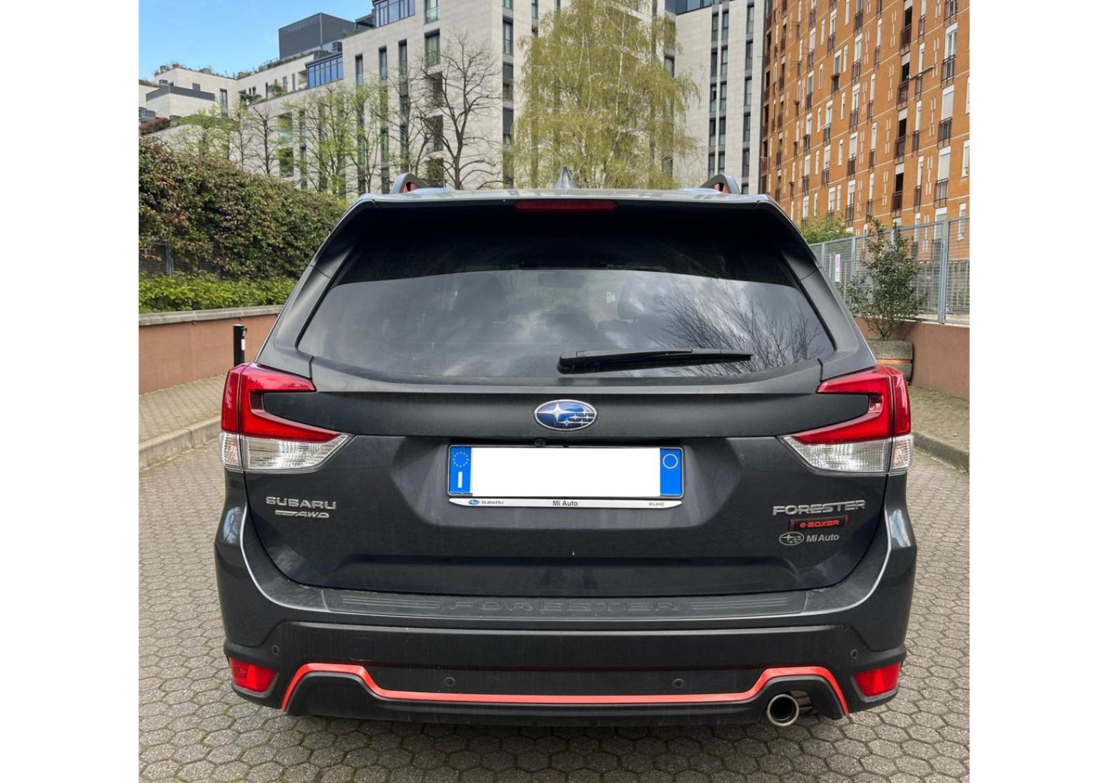 Subaru Forester 2.0 hybrid 4Dventure automatik