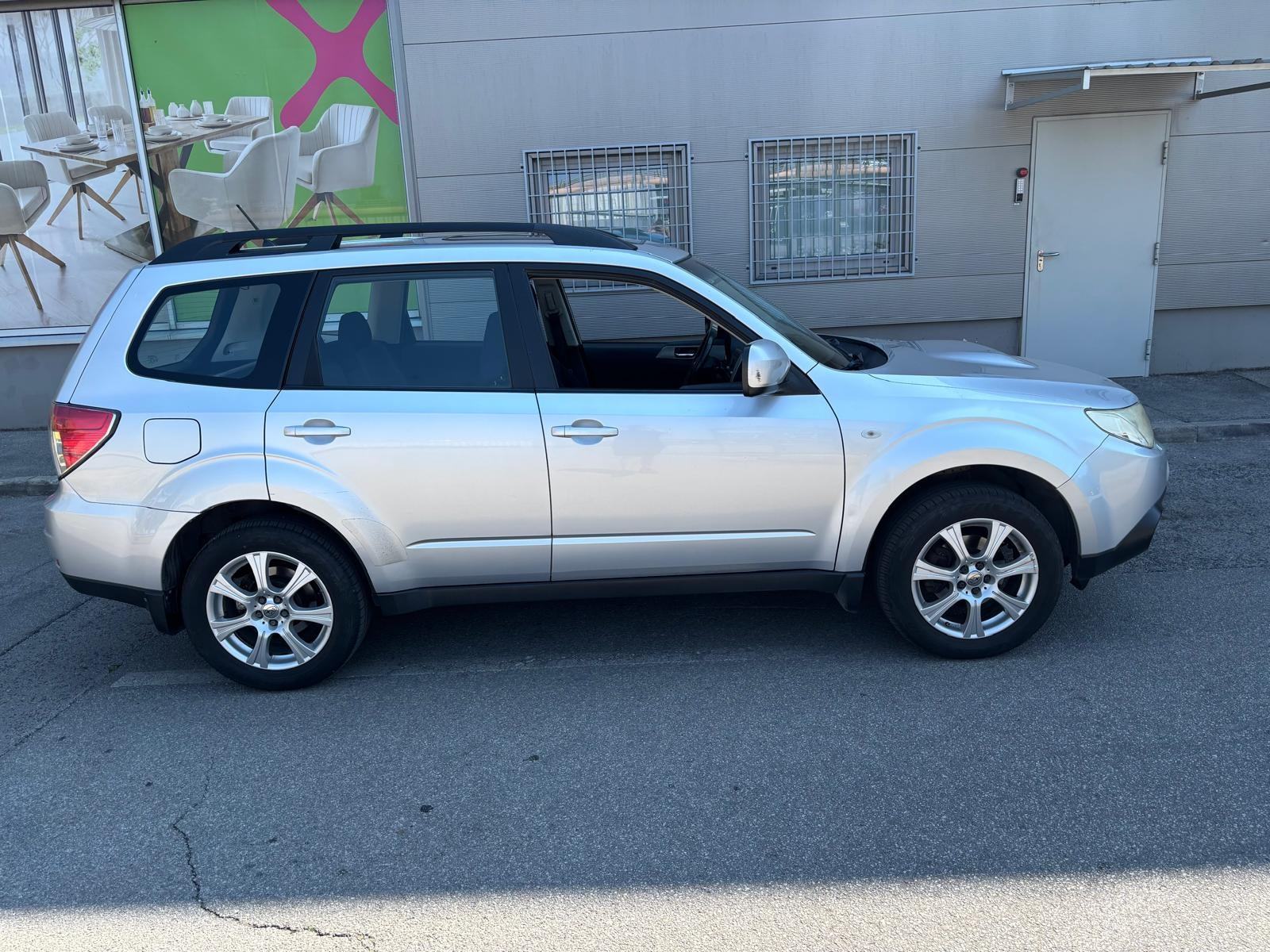 Subaru Forester 2,0 T-D X BR AWD, fotografija 4