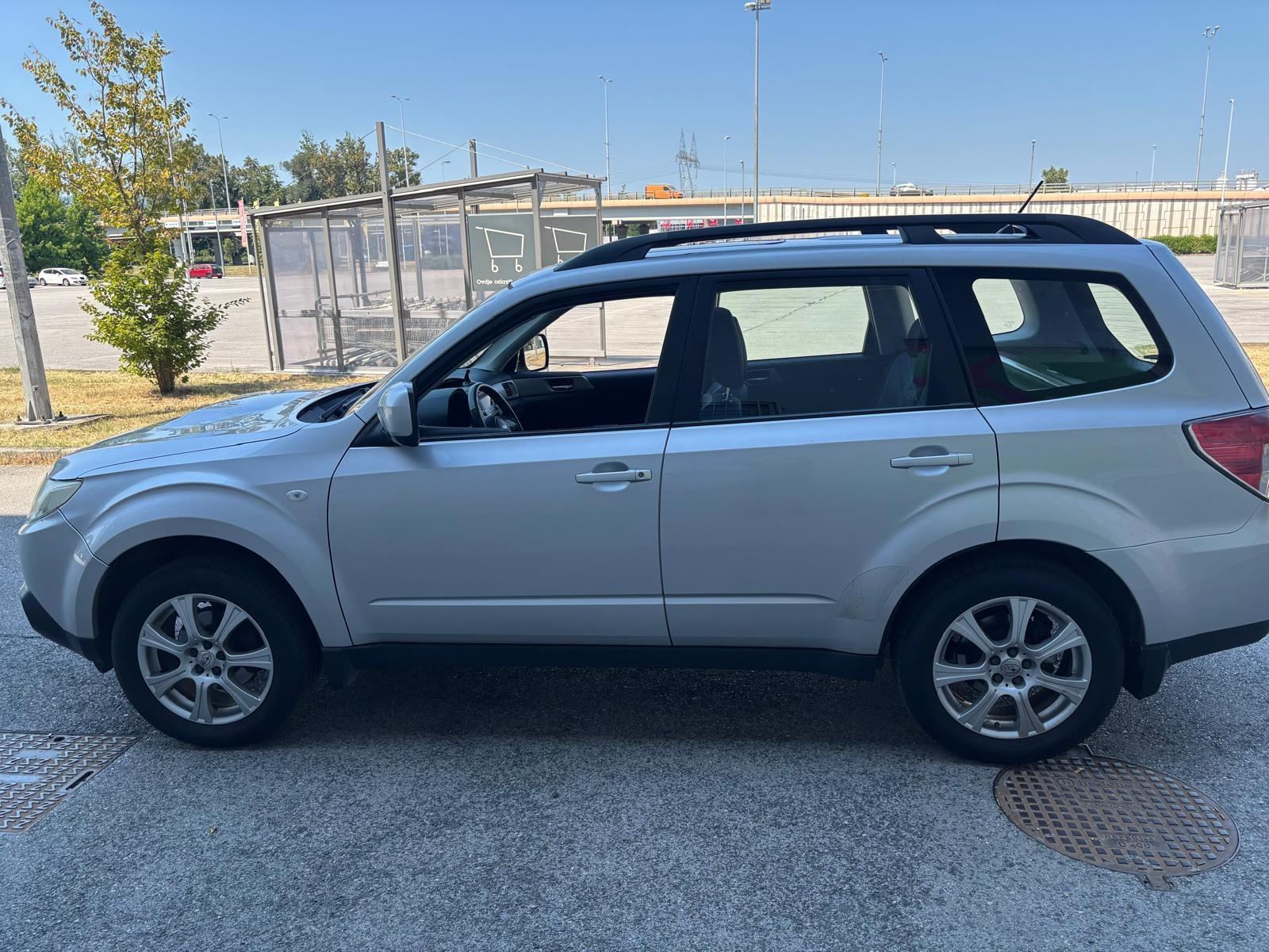 Subaru Forester 2,0 T-D X BR AWD, fotografija 3