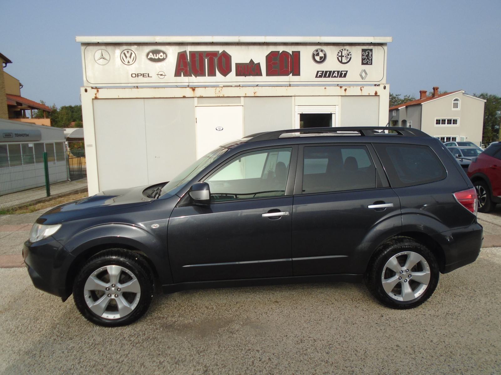 Subaru Forester 2,0 T-D XS VQ AWD, fotografija 2