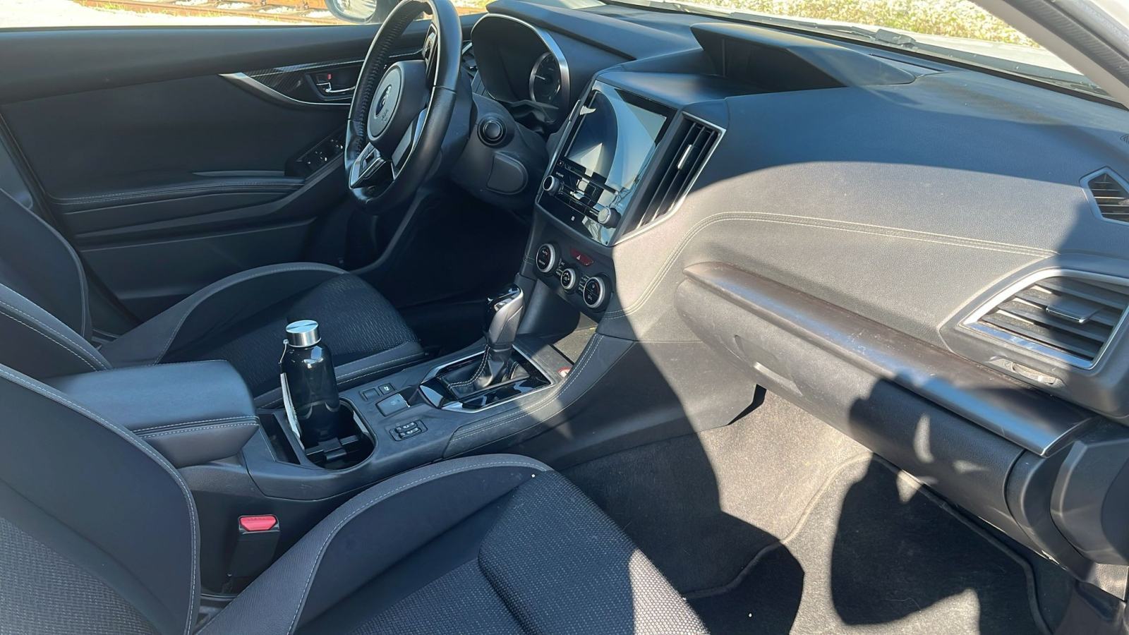 Subaru Impreza 1,6i CVT, fotografija 8