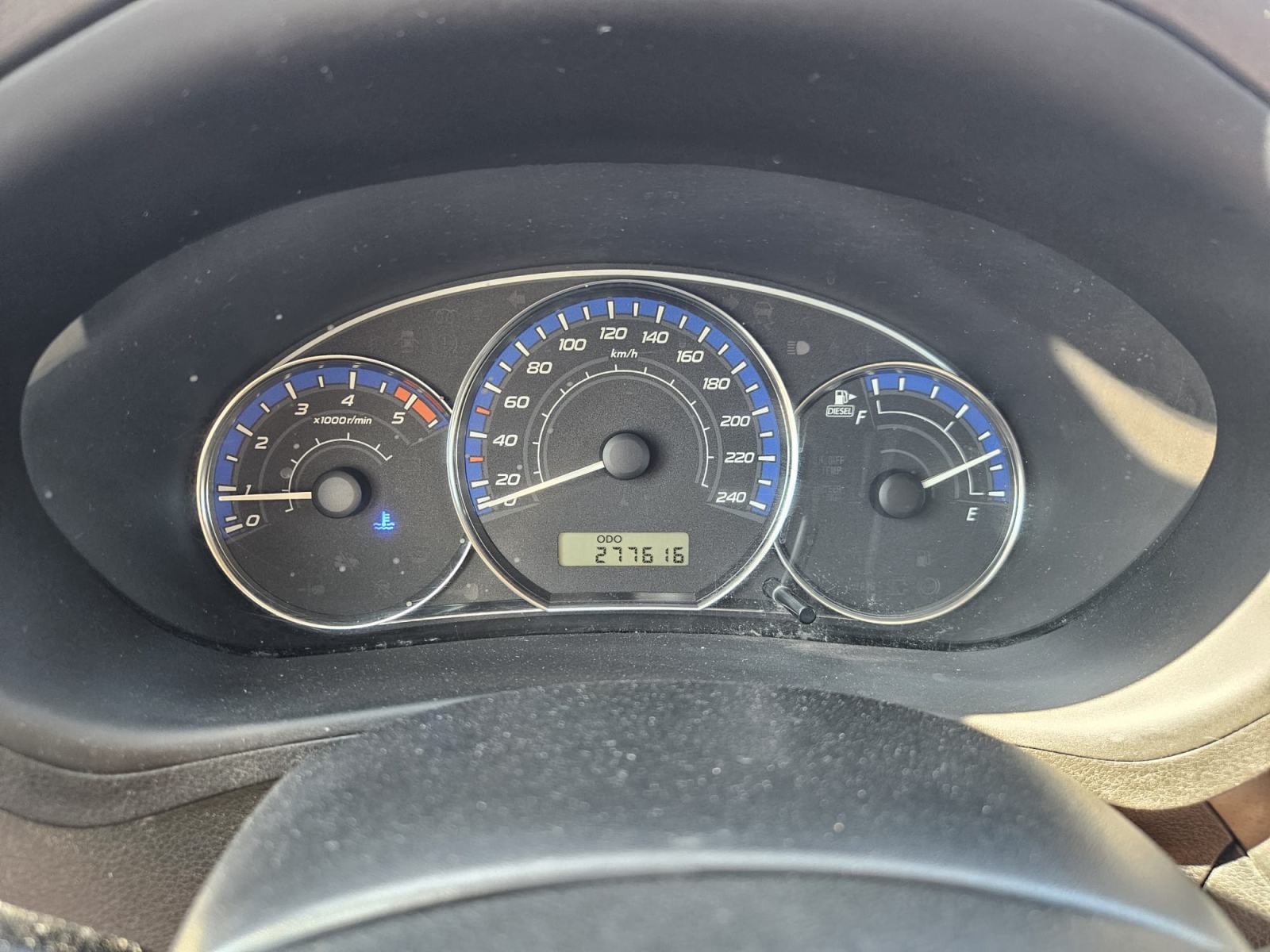 Subaru Impreza 2,0 D AWD KLIMA,XENON SVJETLA, fotografija 7