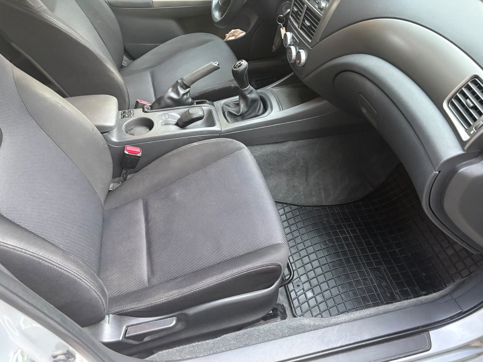 Impreza 2,0 RK,model s reduktorom kupljena nova u RH, fotografija 5
