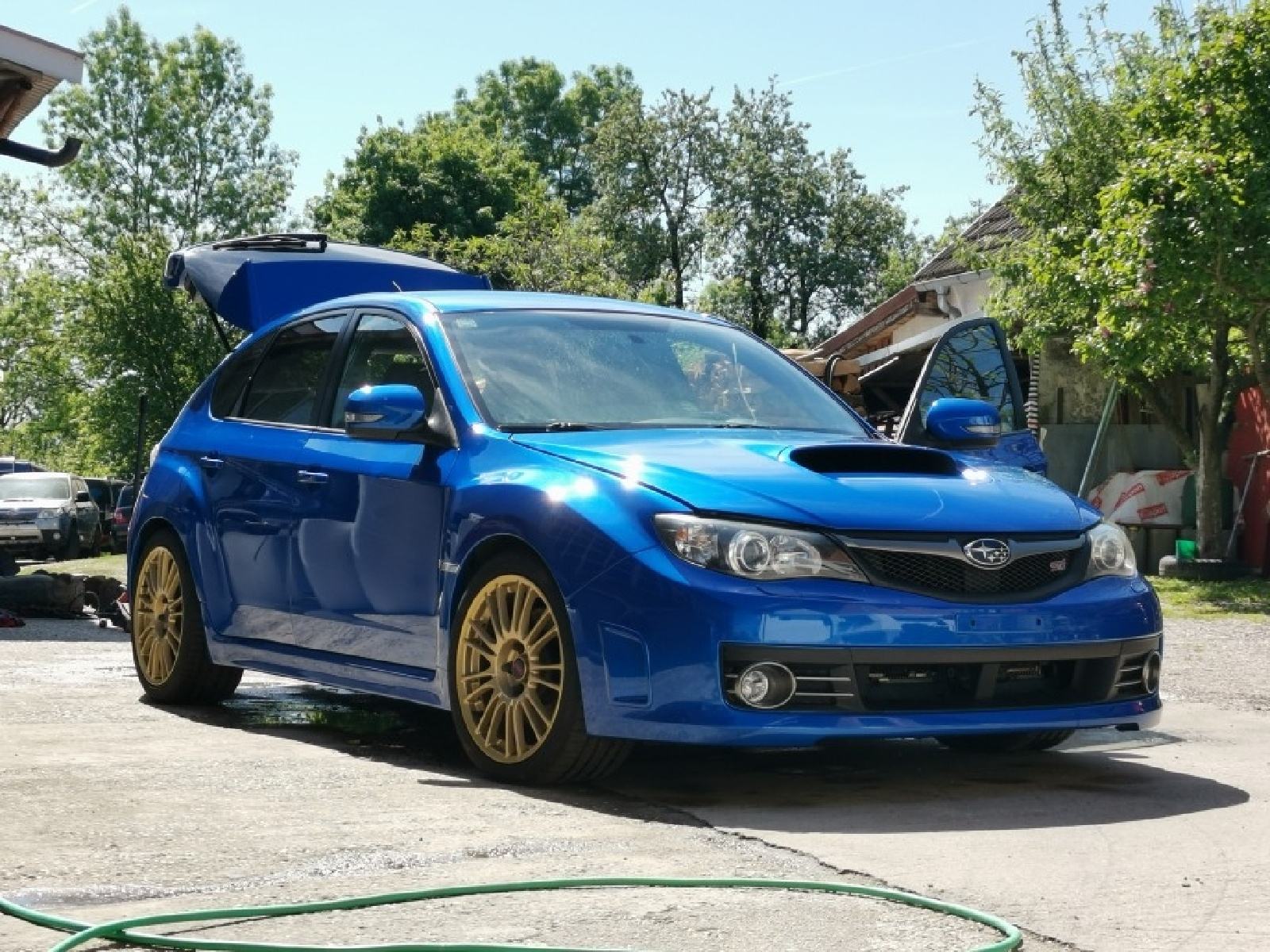 Subaru Impreza 2,5 WRX STi, pogled izvana - slika 1