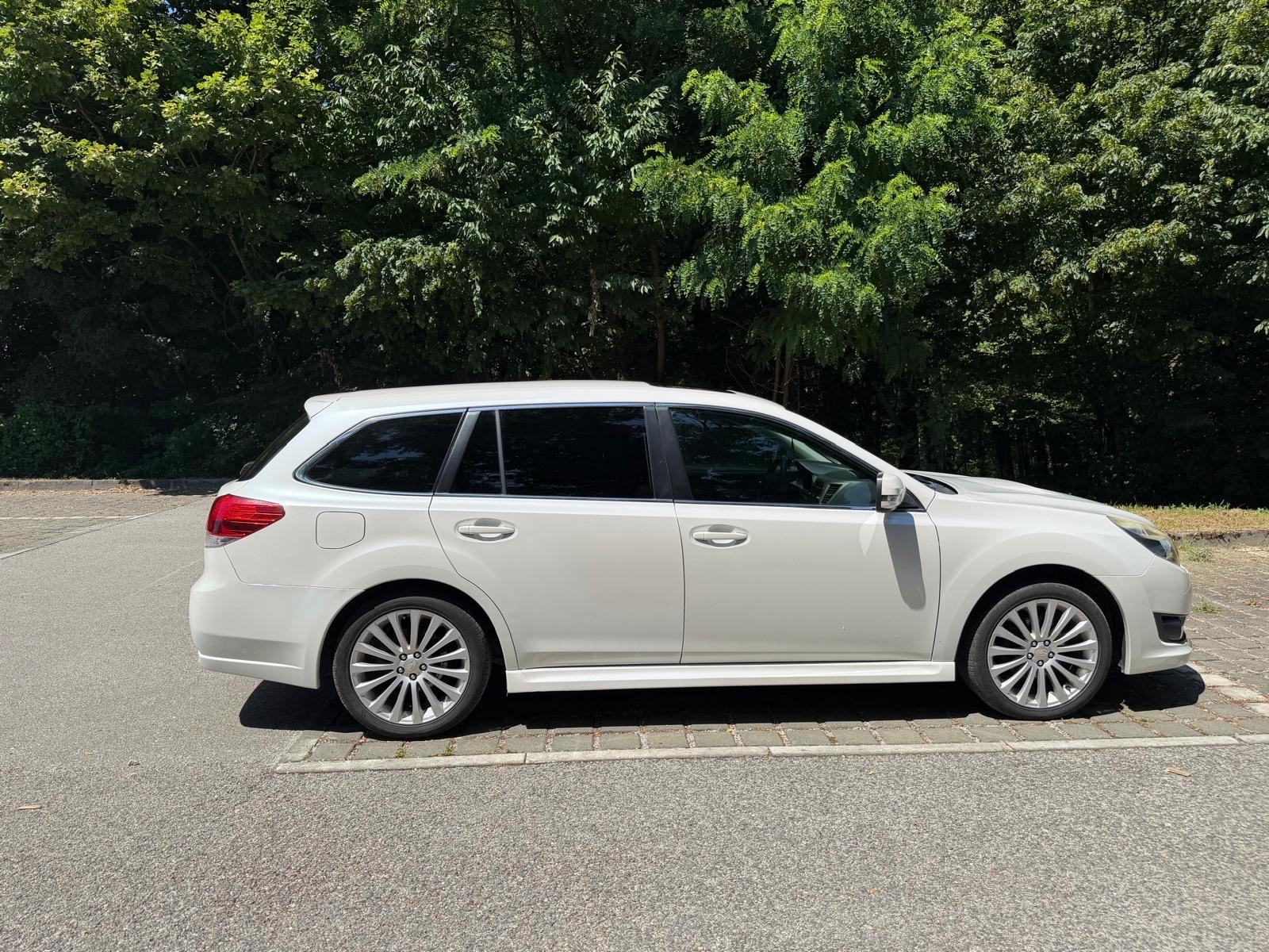 Subaru Legacy 2,0 D VA, fotografija 2