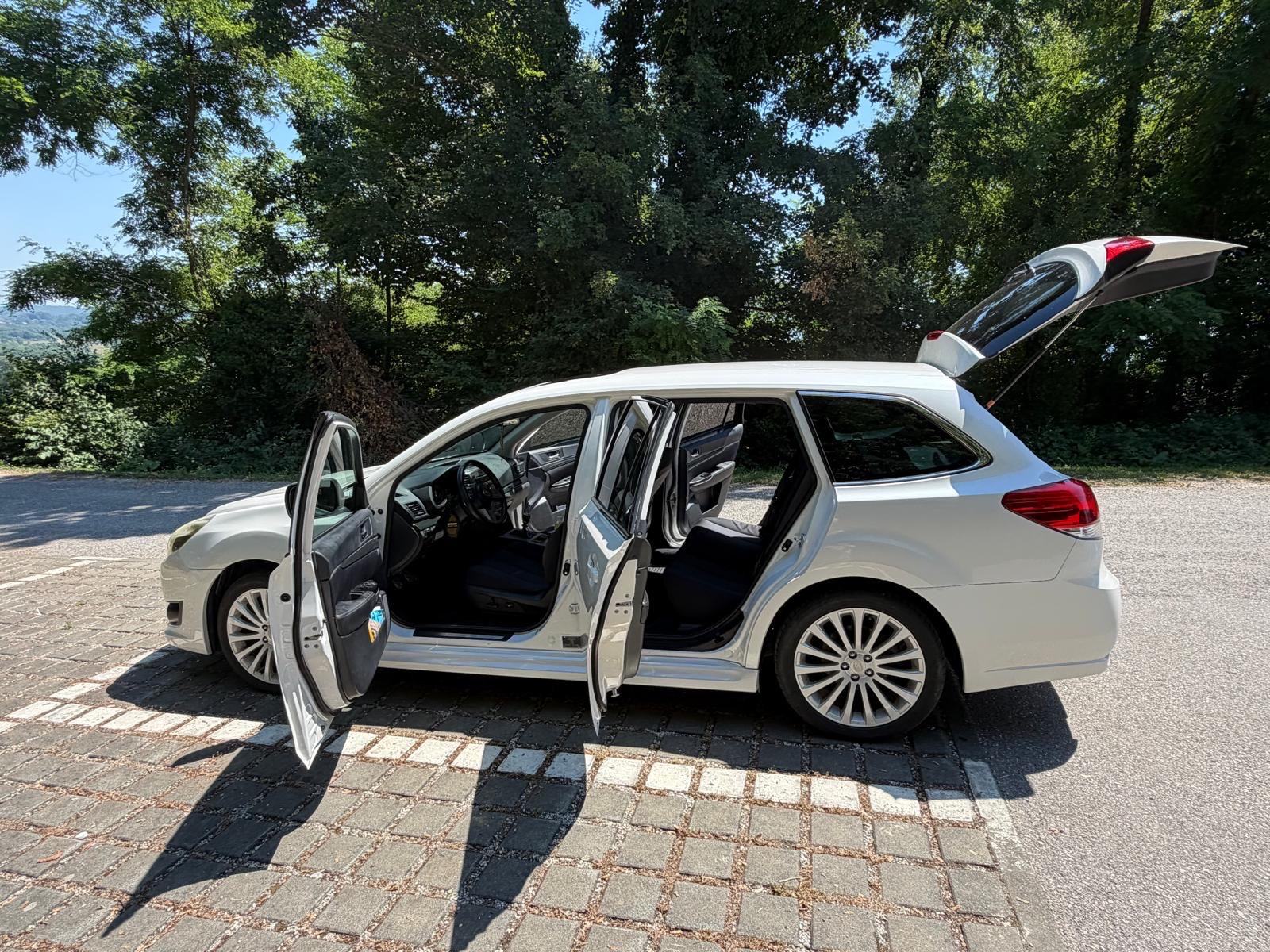 Subaru Legacy 2,0 D VA, fotografija 8