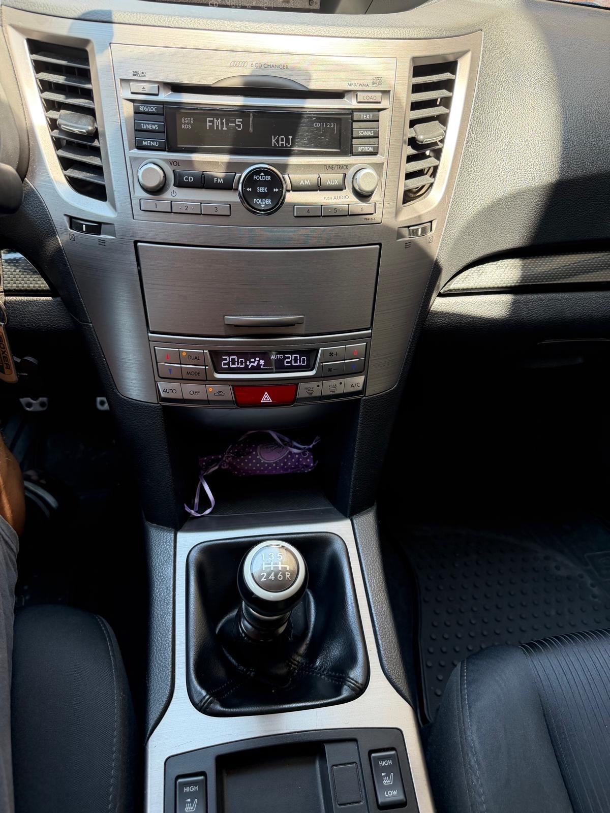 Subaru Legacy 2,0 D VA, fotografija 11