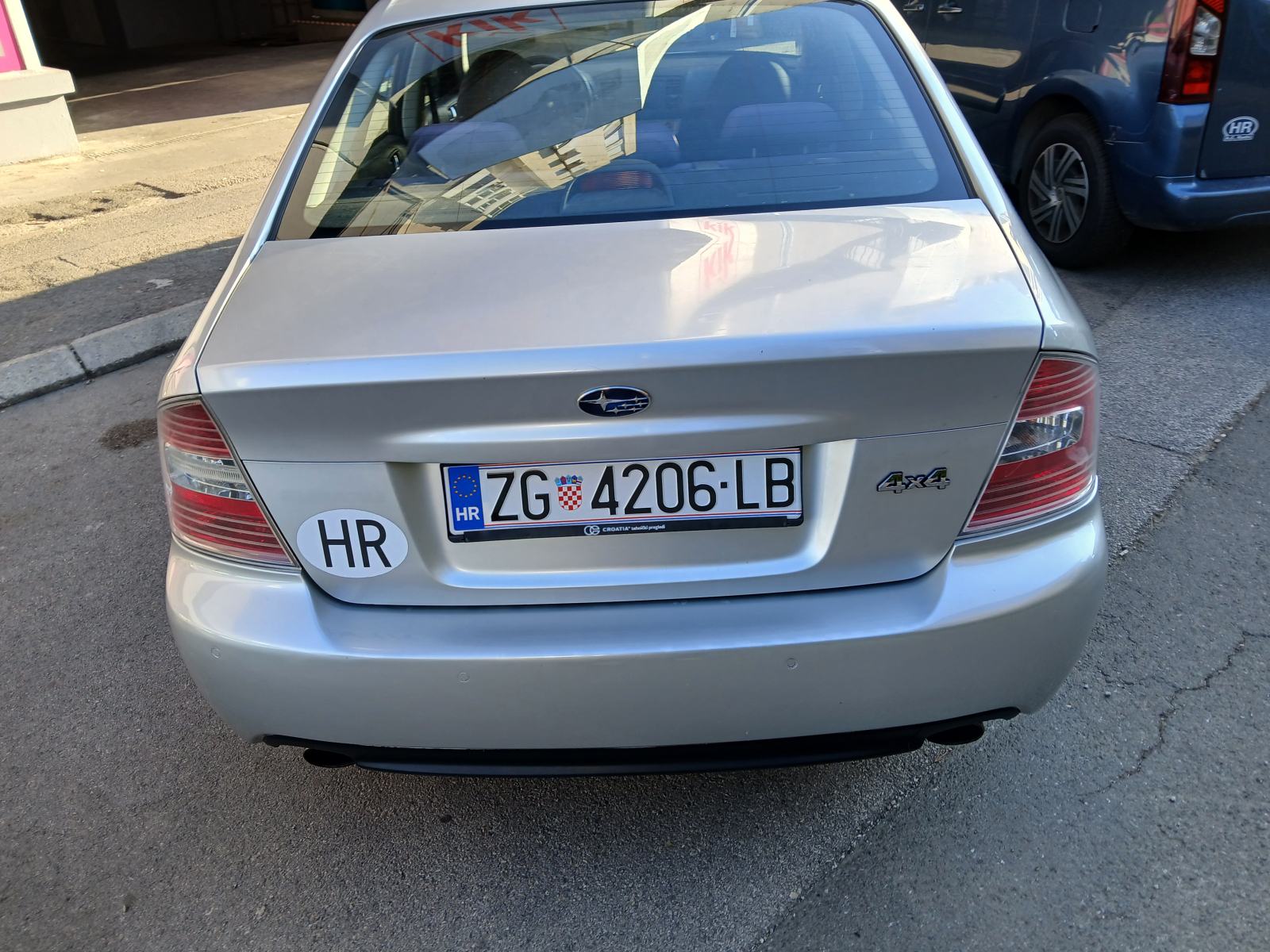 Subaru Legacy 2,0 FC,4x4, fotografija 3