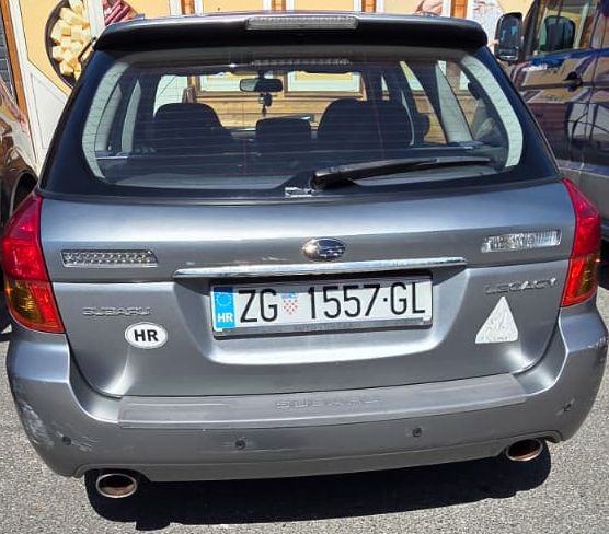 Subaru Legacy 2.0, fotografija 2