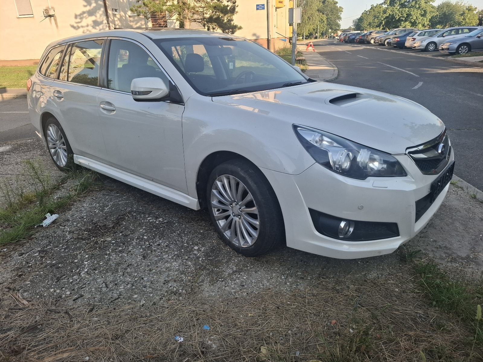Subaru Legacy Wagon 2,0 D 2011.6900e do reg., pogled izvana - slika 1