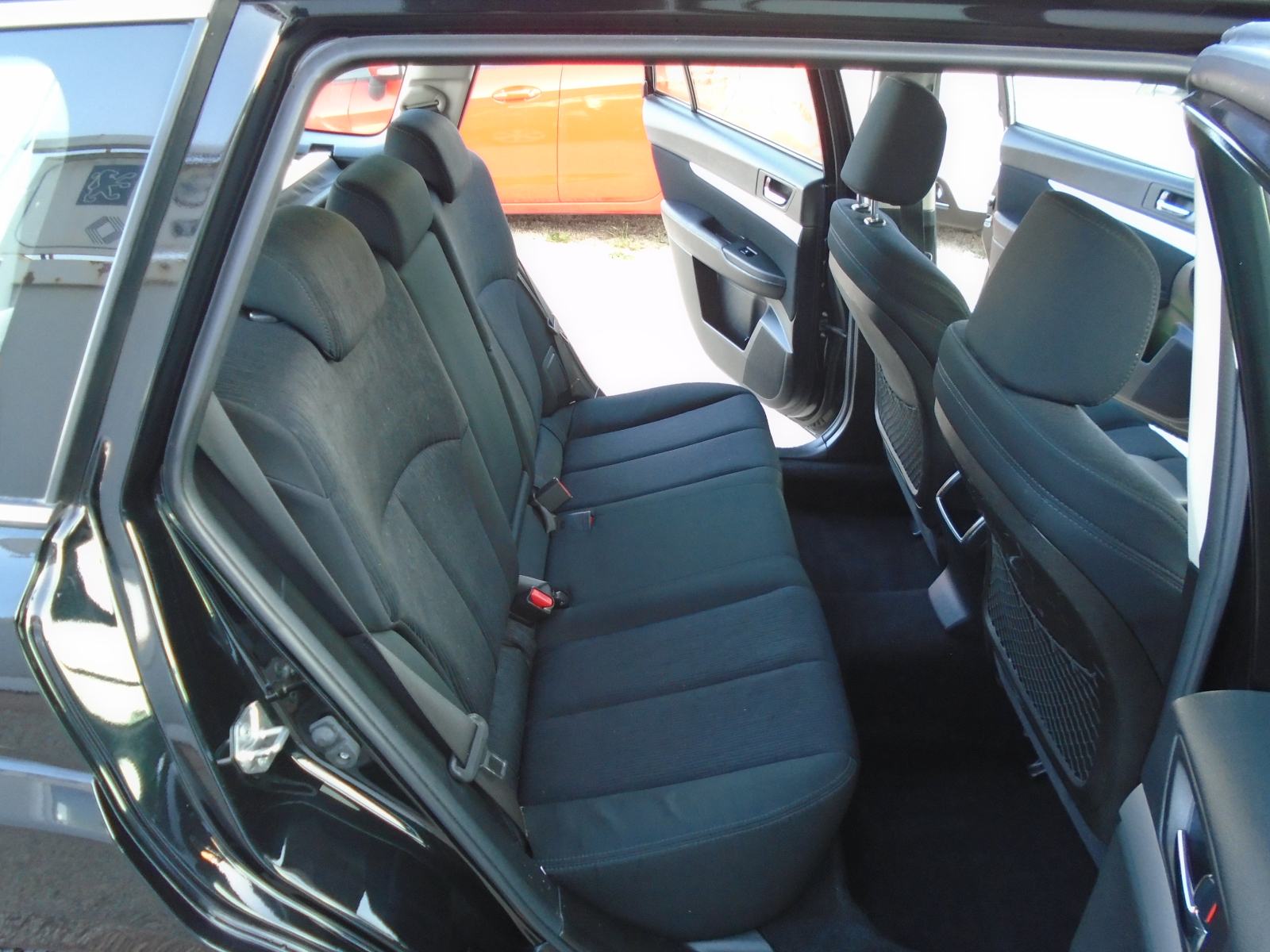 Subaru Outback 2,0 D-S PLIN CVT automatik, fotografija 14