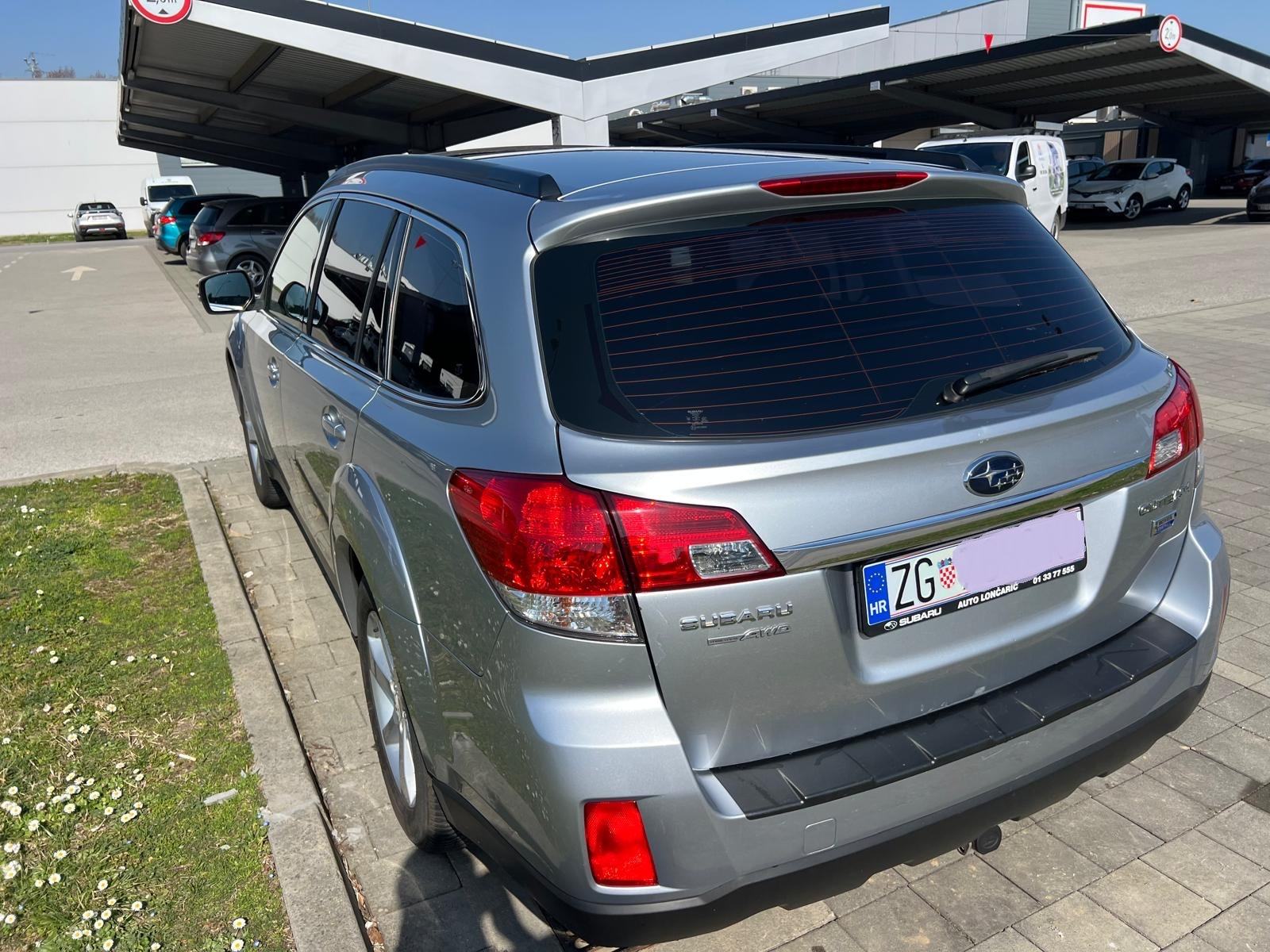 Subaru Outback 2,0 D-S CVT, fotografija 5