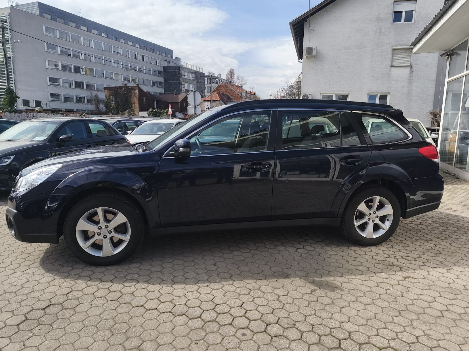 Subaru Outback 2,0 D-S CVT, fotografija 4