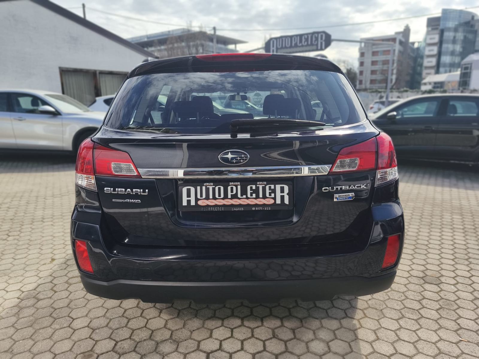 Subaru Outback 2,0 D-S CVT, fotografija 6