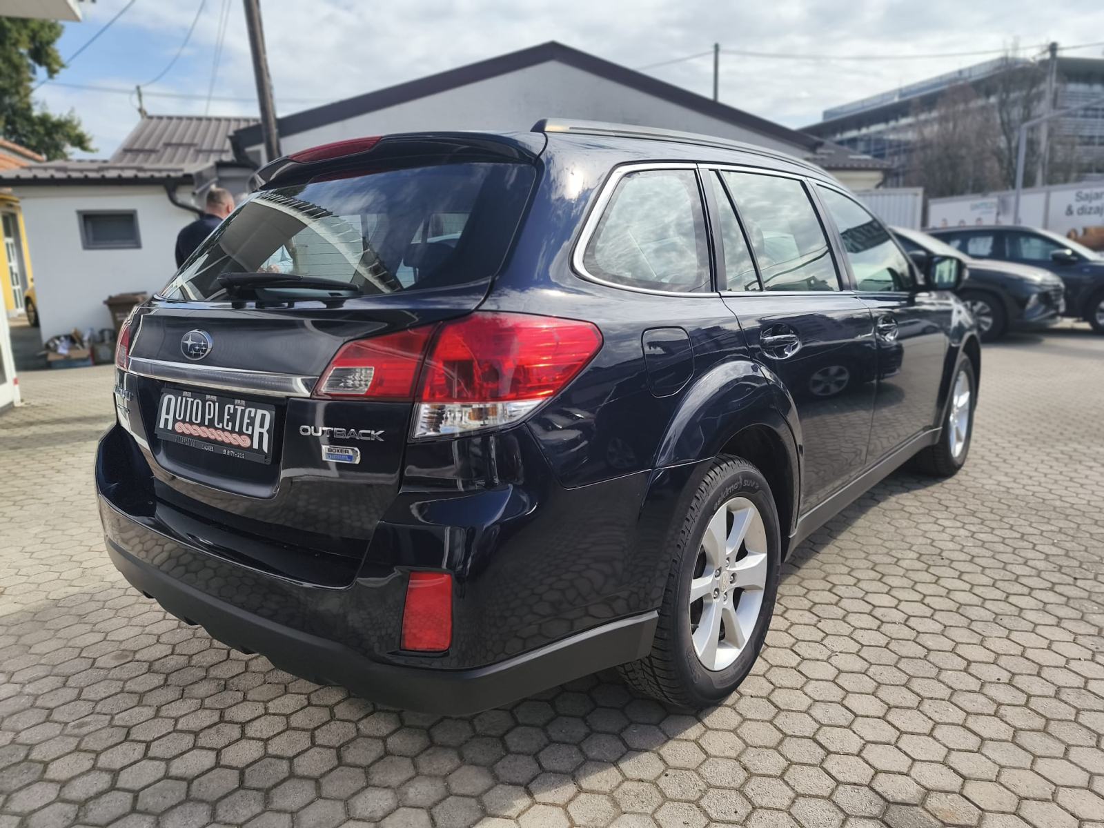 Subaru Outback 2,0 D-S CVT, fotografija 9