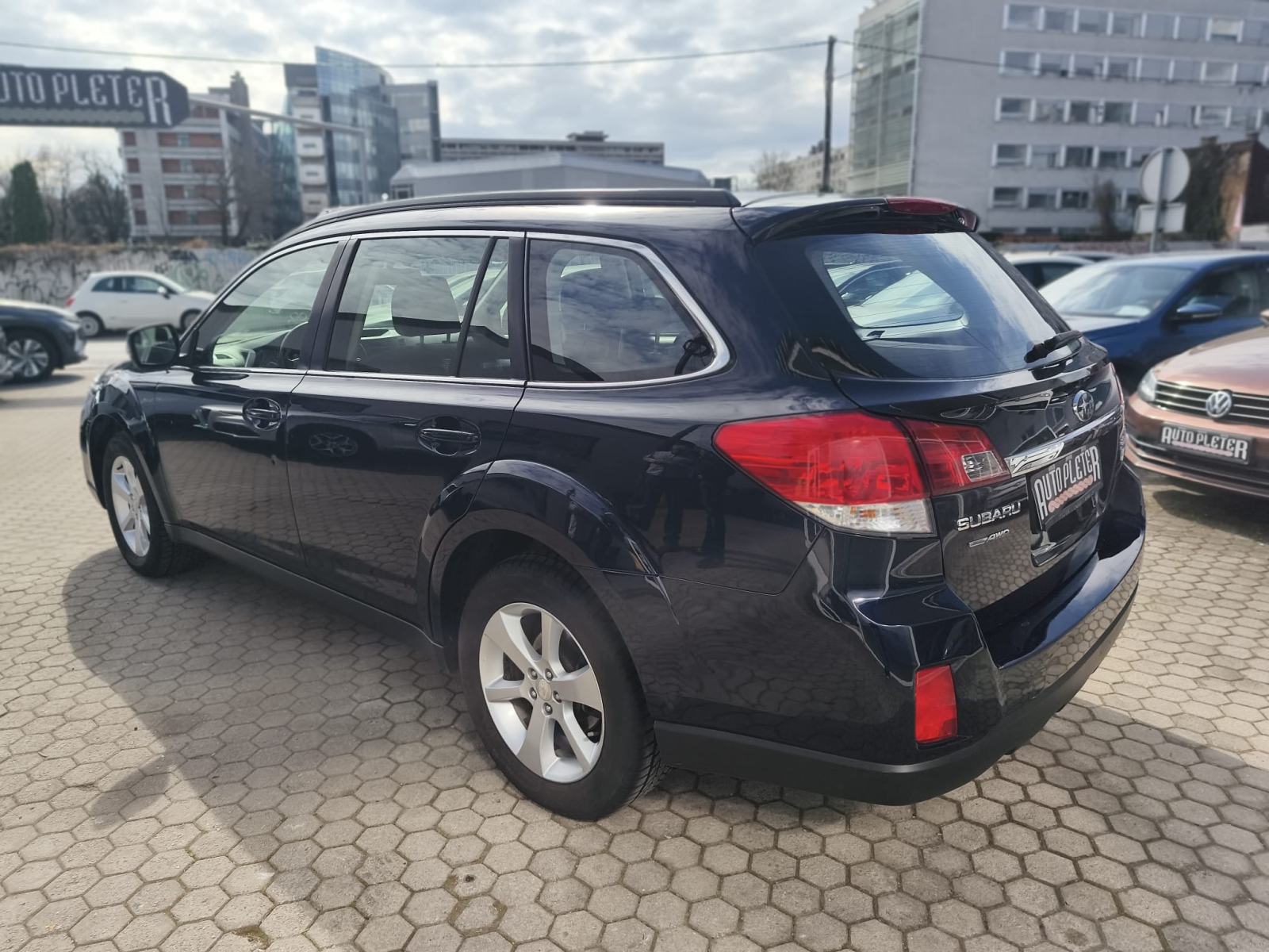 Subaru Outback 2,0 D-S CVT, fotografija 5