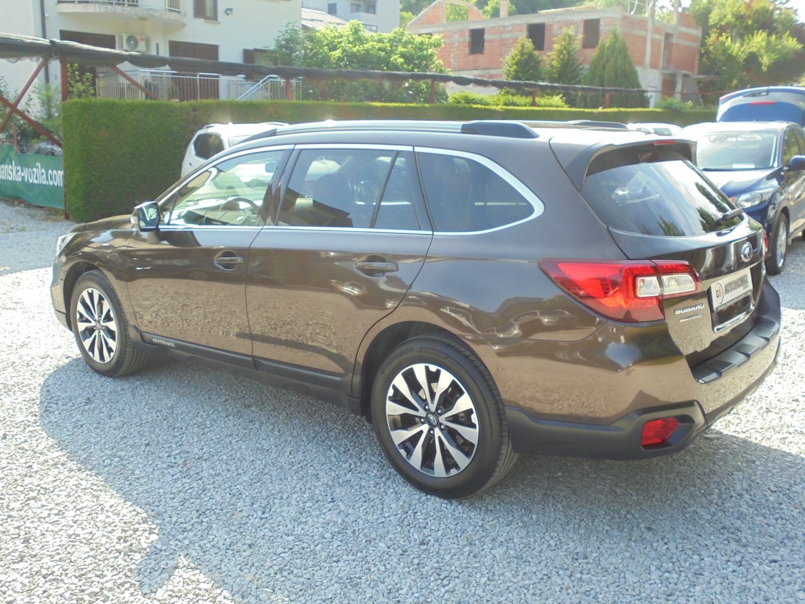 SUBARU OUTBACK 2.5 i AWD 4X4 AUTOMATIK,NAVIGACIJA,KAMERA,KOŽA,ALU 18, fotografija 4
