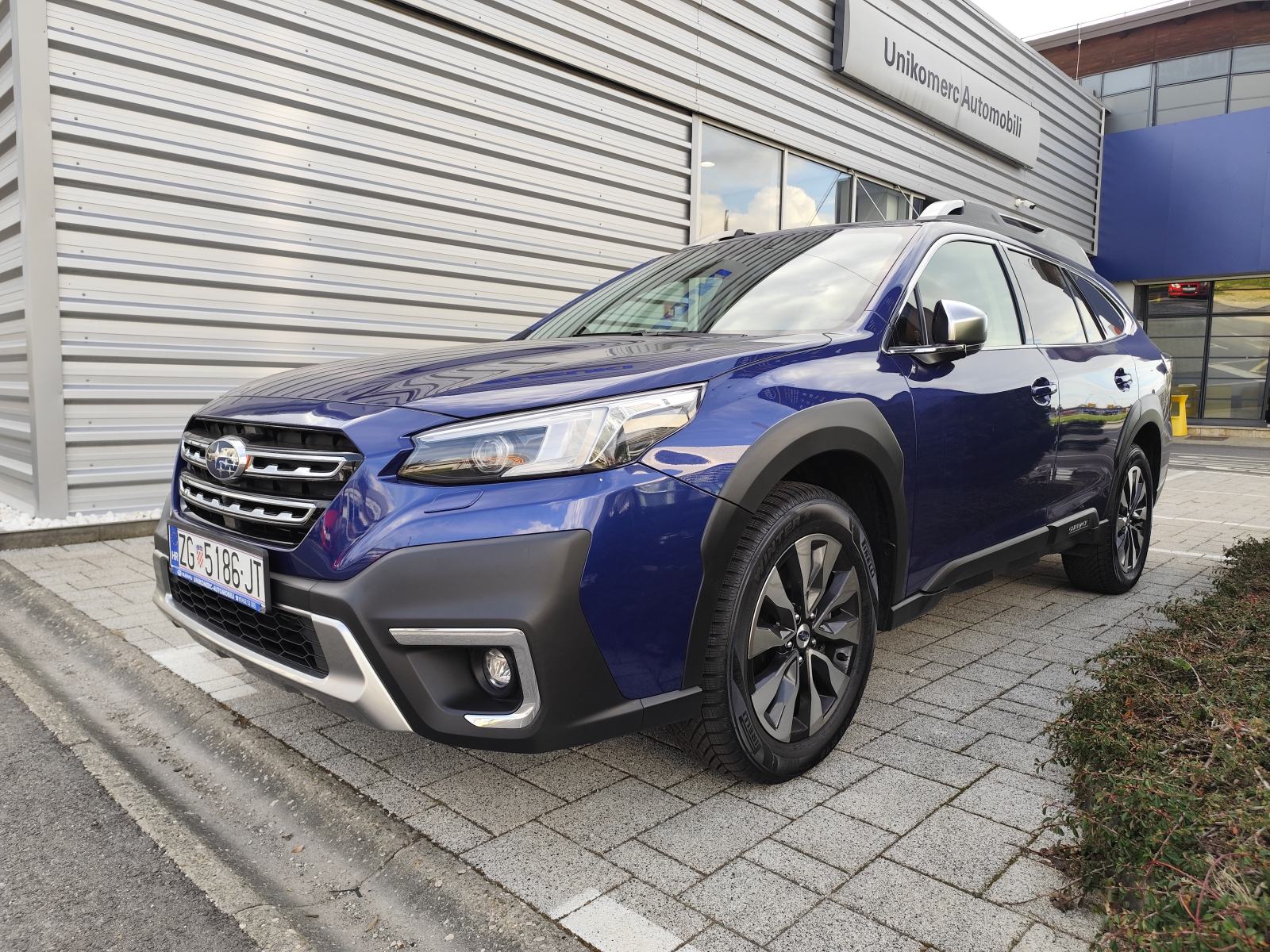 Subaru Outback 2,5 PREMIUM AWD LINEATRONIC, fotografija 2