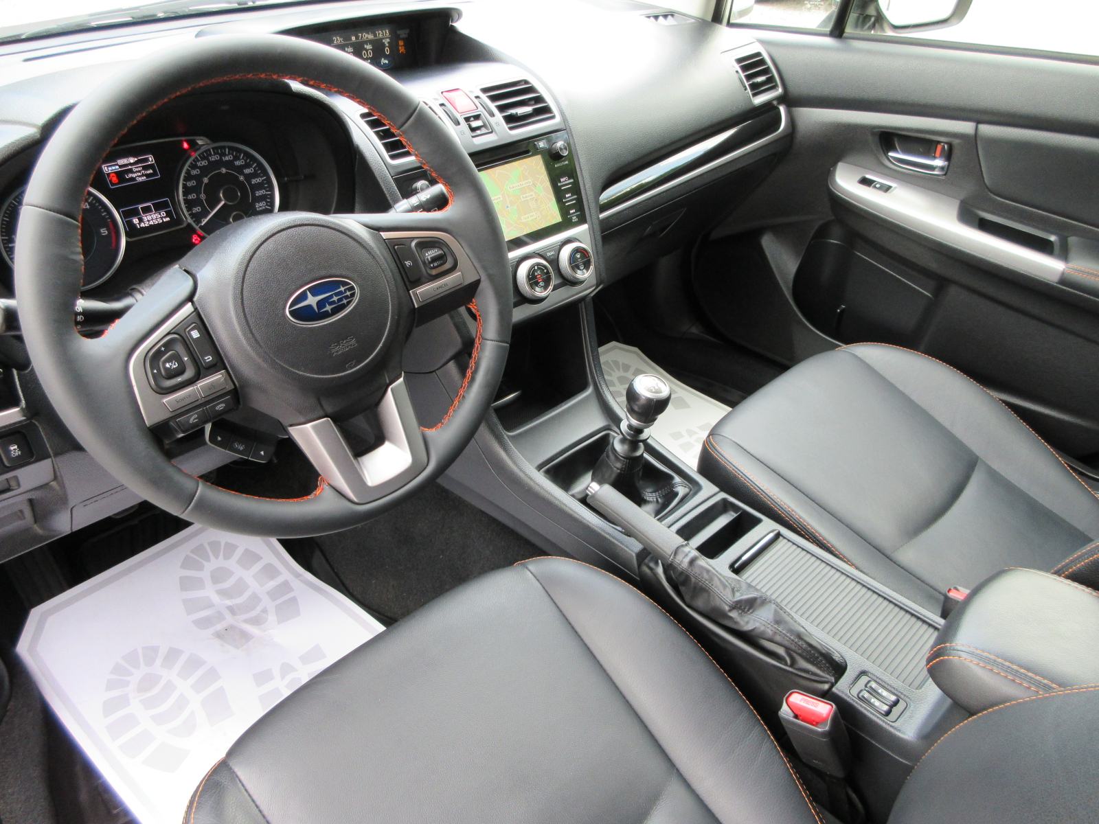 SUBARU XV 2.0 D AWD NAVIGACIJA,KAMERA,TEMPOMAT,EL.PAKET,ALU 17!!!, fotografija 16