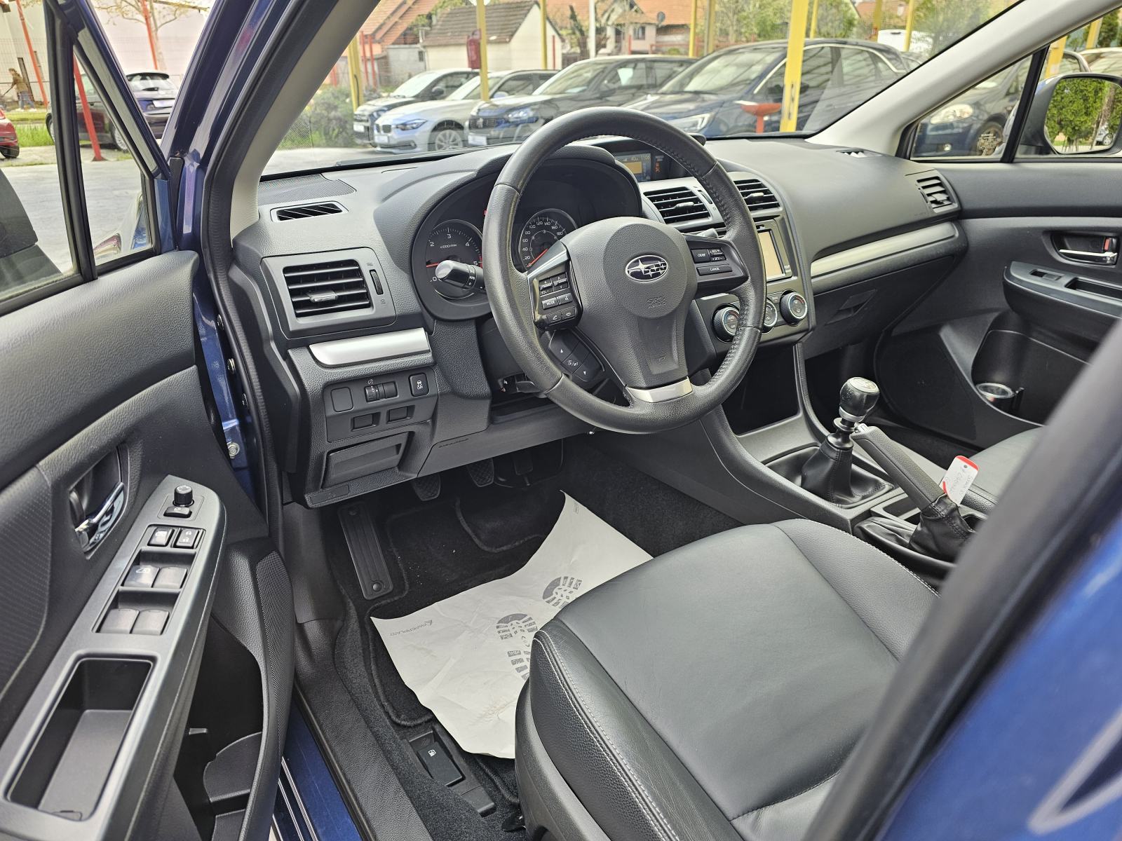 SUBARU*XV*2.0D*4X4 AWD*SERVISNA KNJIGA*KOŽA*ŠIBER*ALU*KAMERA*9980E, fotografija 13