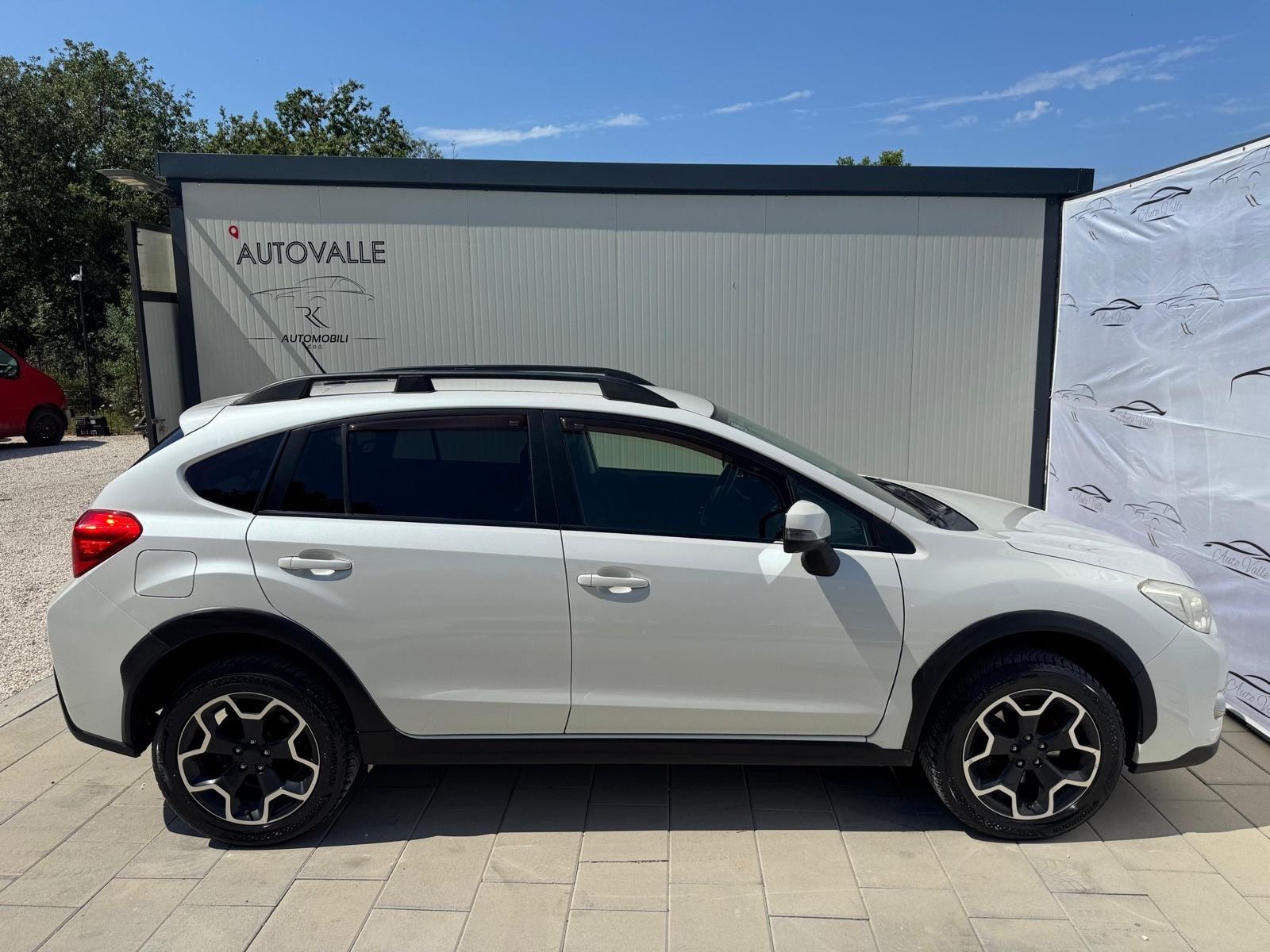 Subaru XV - Crosstrek 2.0 d 4x4 (full oprema), fotografija 17