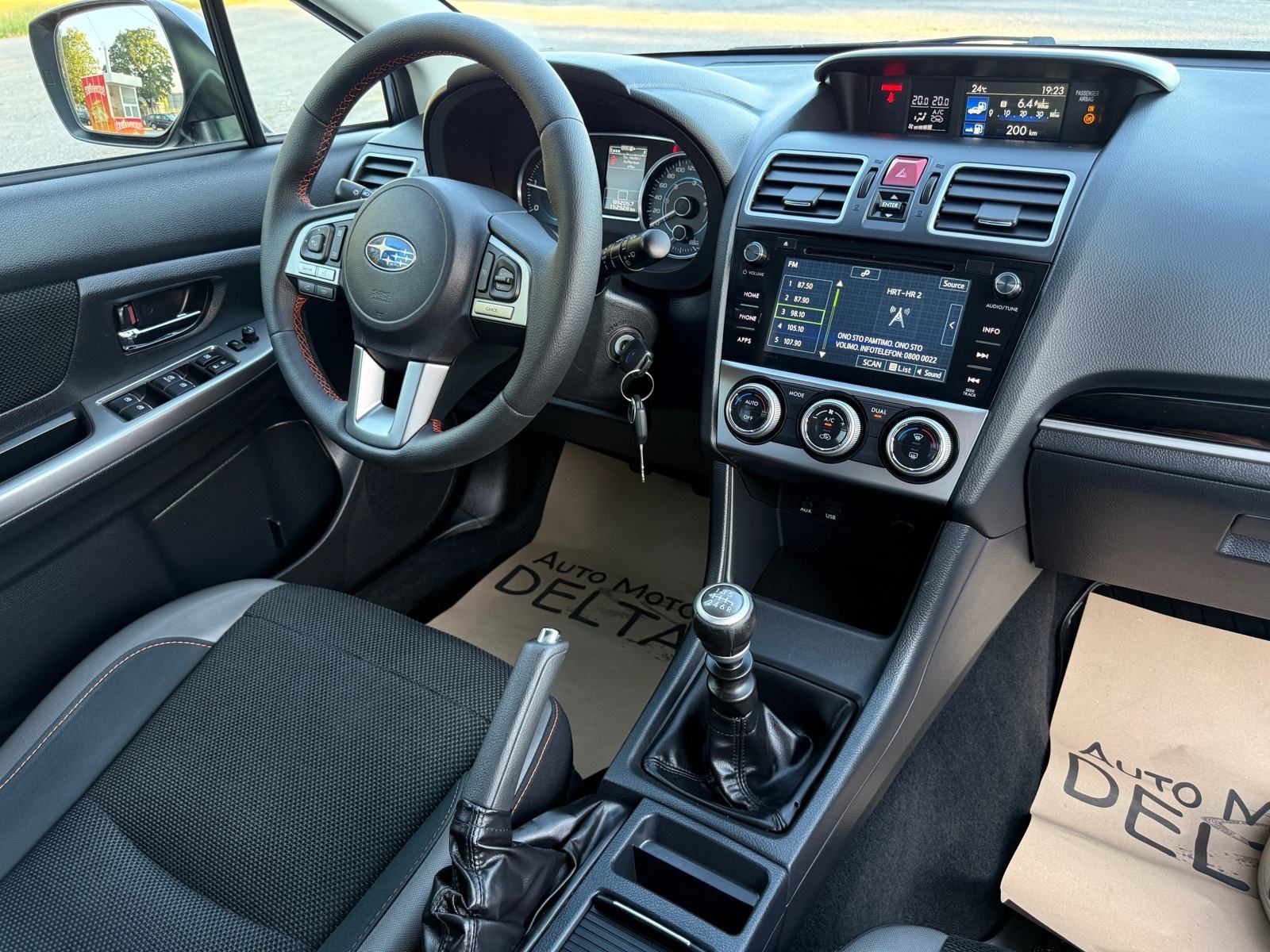 Subaru XV - Crosstrek 2,0 D-4x4-PRVI VLASNIK-TEMP-R.KAMERA-XENON-KUKA, fotografija 18