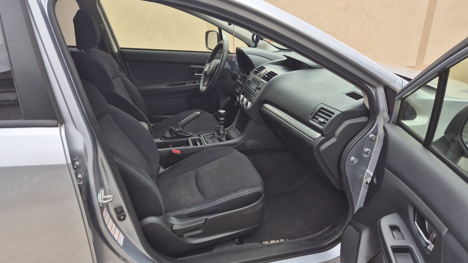 Subaru XV - Crosstrek 2,0 D Servisna knjiga, fotografija 10