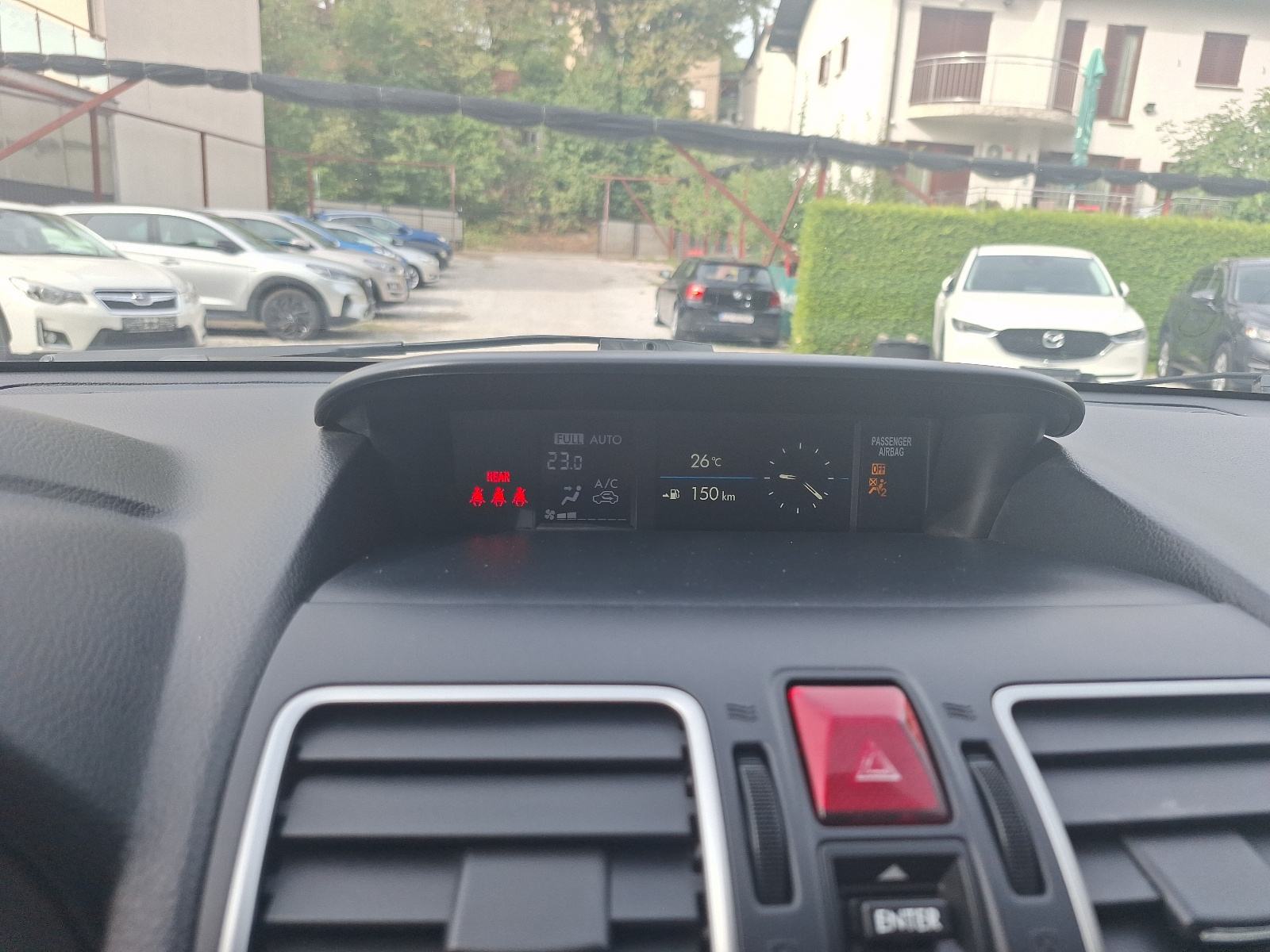 SUBARU XV 2.0 D AWD 4X4 KAMERA,EL.PAKET,GR.SJEDALA,ALU 17, fotografija 11