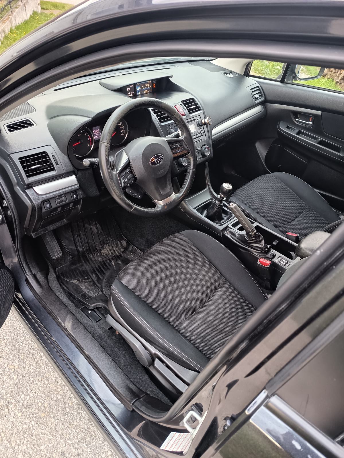Subaru XV - Crosstrek 2,0, fotografija 3