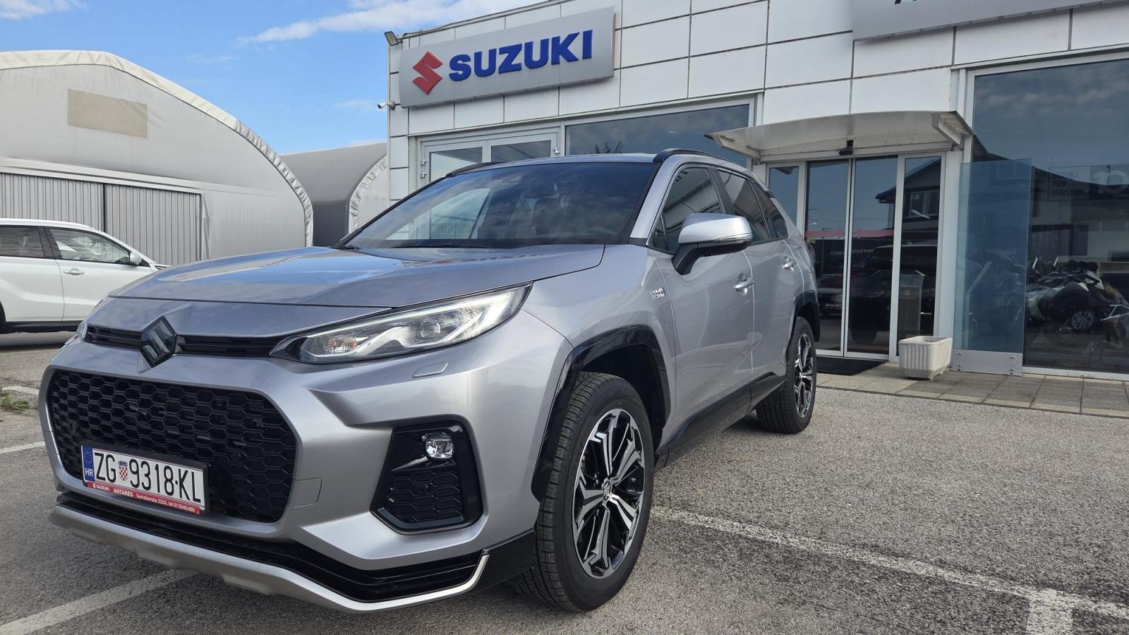 Suzuki Across 2,5 GLX, FULL OPREMA, PLUG IN HYBRID