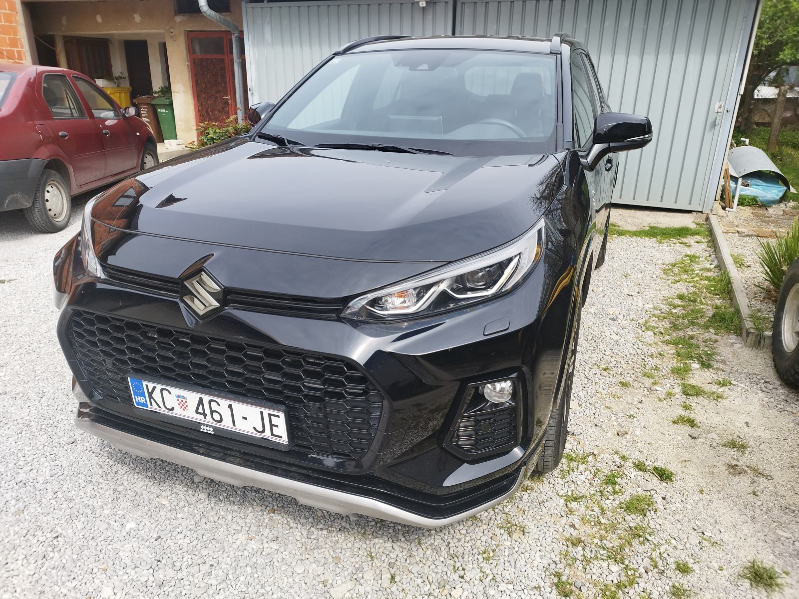 Suzuki Across 2,5, 320ks, set kotača, lokacija Dugo Selo, 1.vlasnik, pogled izvana - slika 1