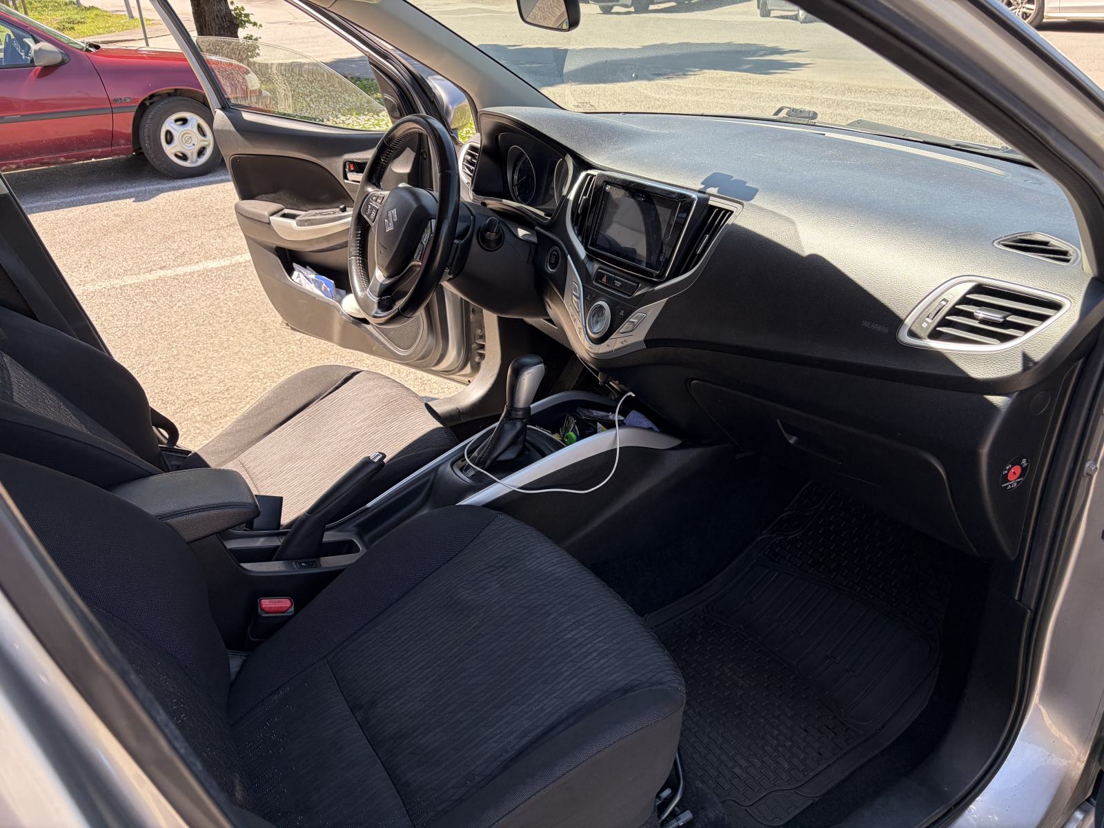 Suzuki Baleno 1.0, fotografija 9