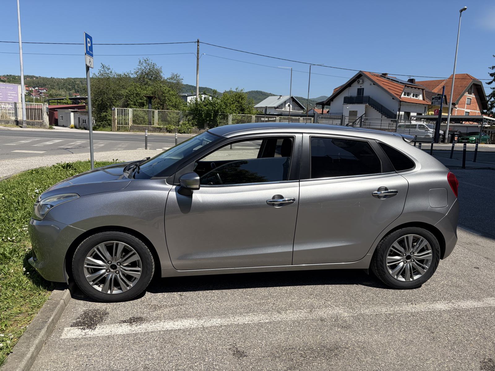 Suzuki Baleno 1.0, fotografija 3