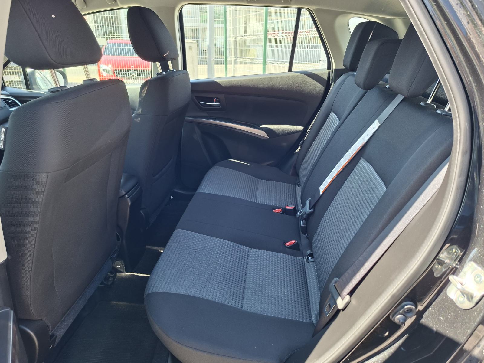 Suzuki S-Cross 1,4 2WD GL HYBRID, fotografija 10