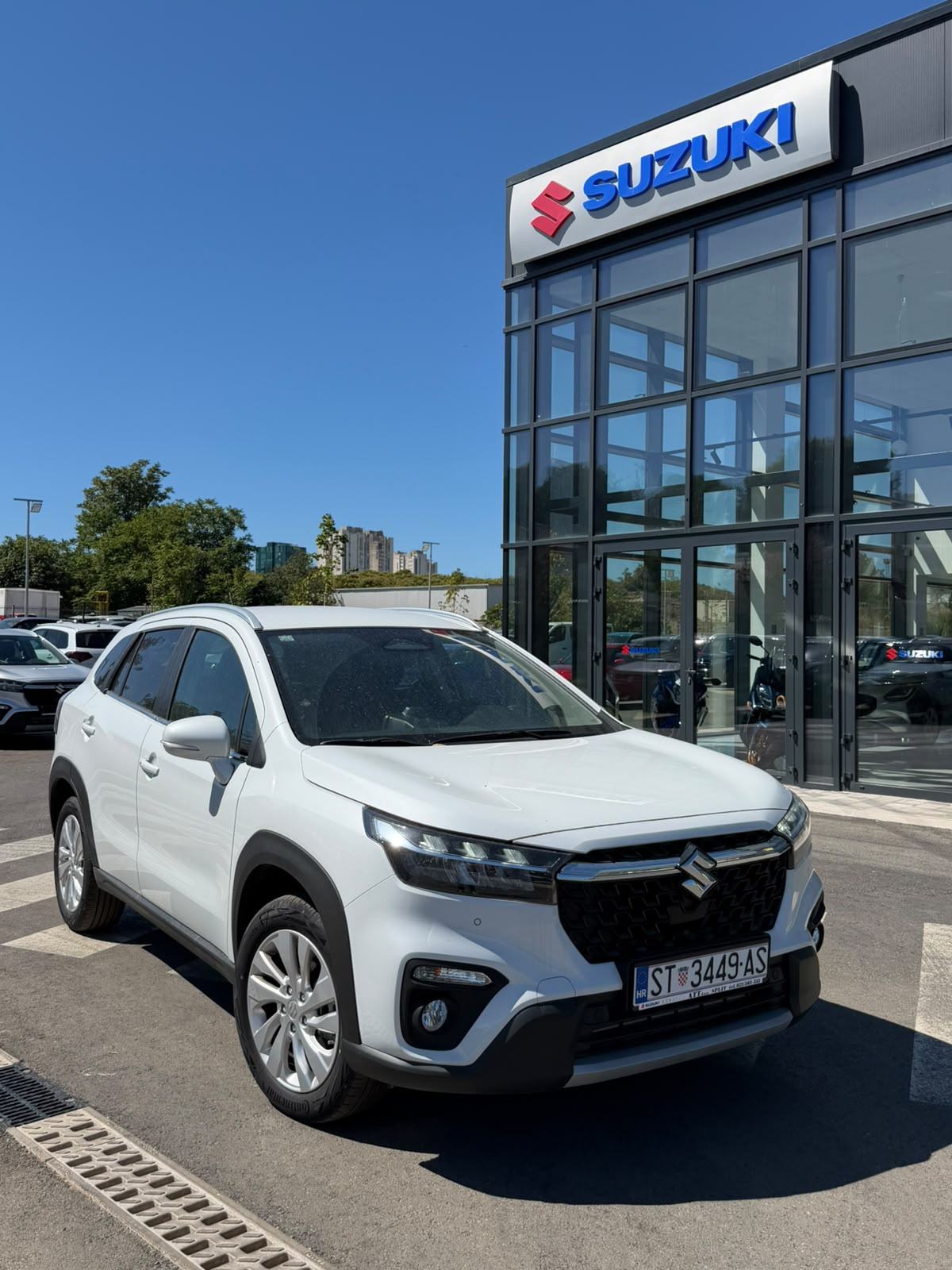 Suzuki S-Cross 1,4 Automatik 2026. reg. do 1/27