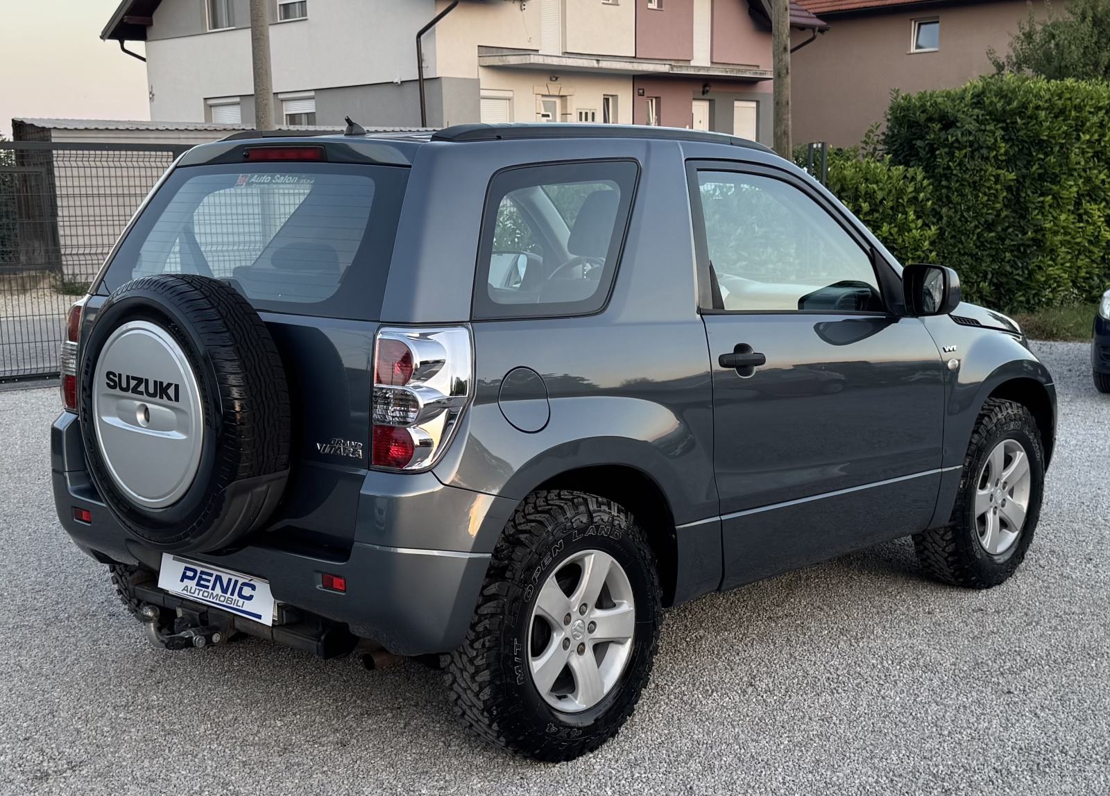 Suzuki Grand Vitara 1,6 4x4 - KRATKA = 136 000 km = NIJE UVOZ, fotografija 7
