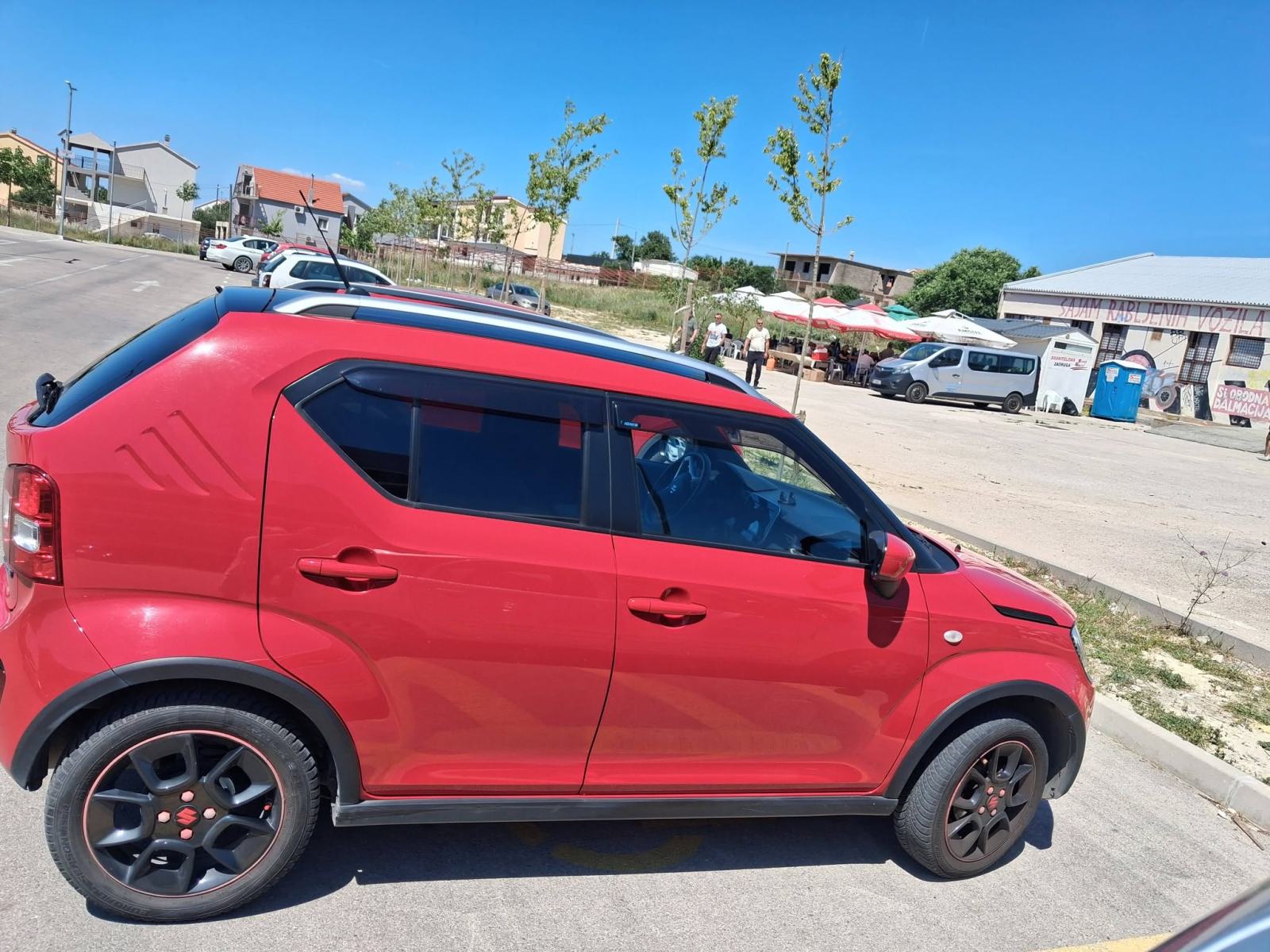 Suzuki Ignis 1,2 gl+ hybrid, fotografija 3
