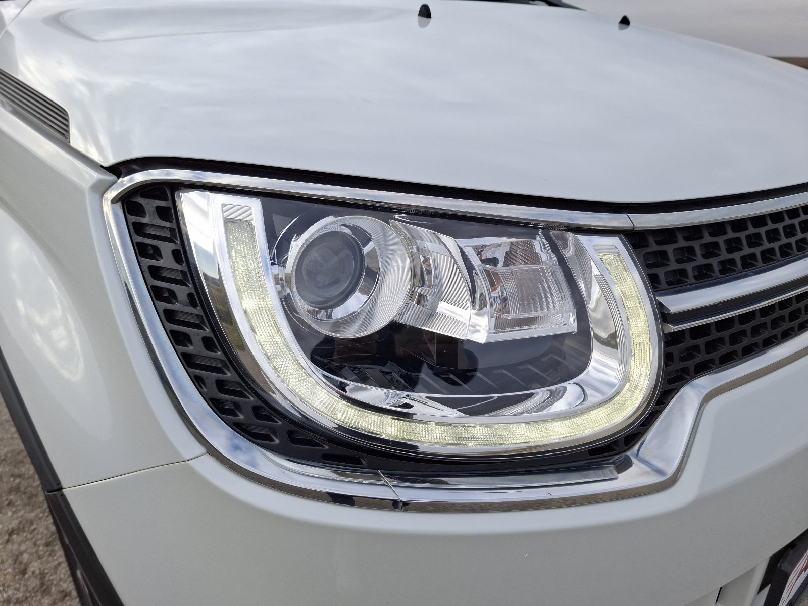 SUZUKI IGNIS 1.2 XENON, NAVI, KAMERA,ALU, PERLA BIJELA, fotografija 9