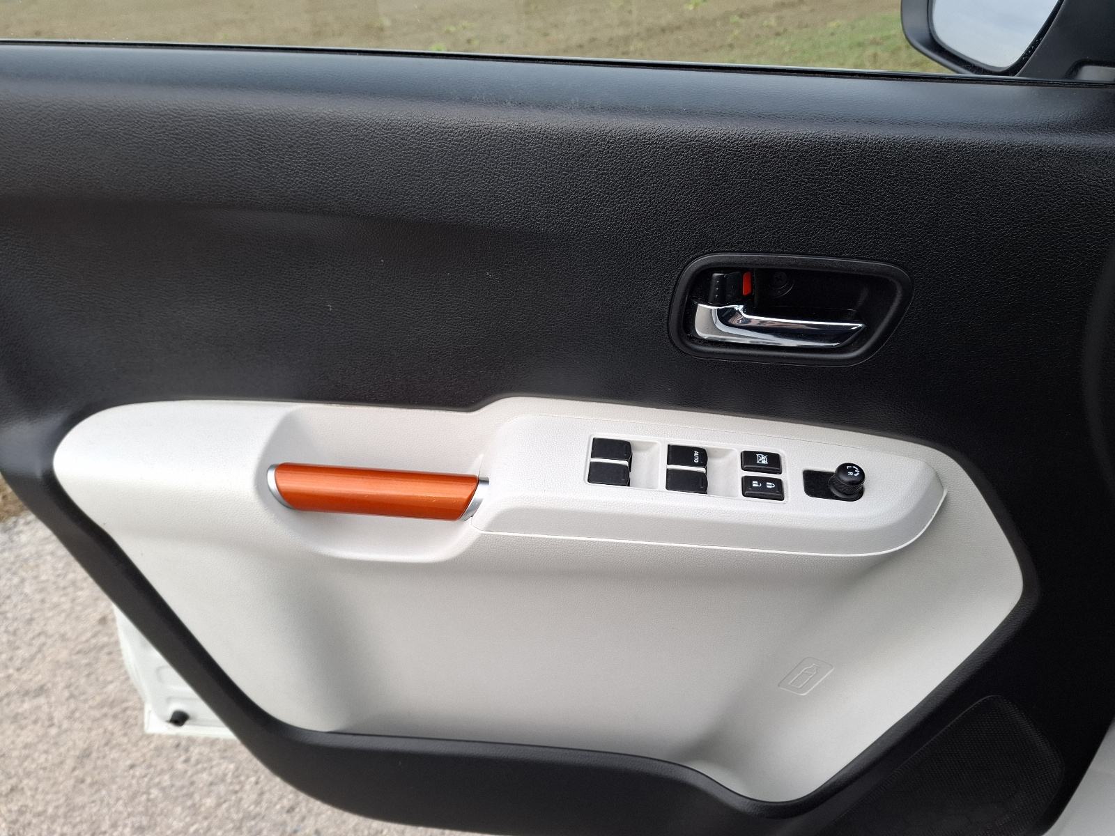 SUZUKI IGNIS 1.2 XENON, NAVI, KAMERA,ALU, PERLA BIJELA, fotografija 18