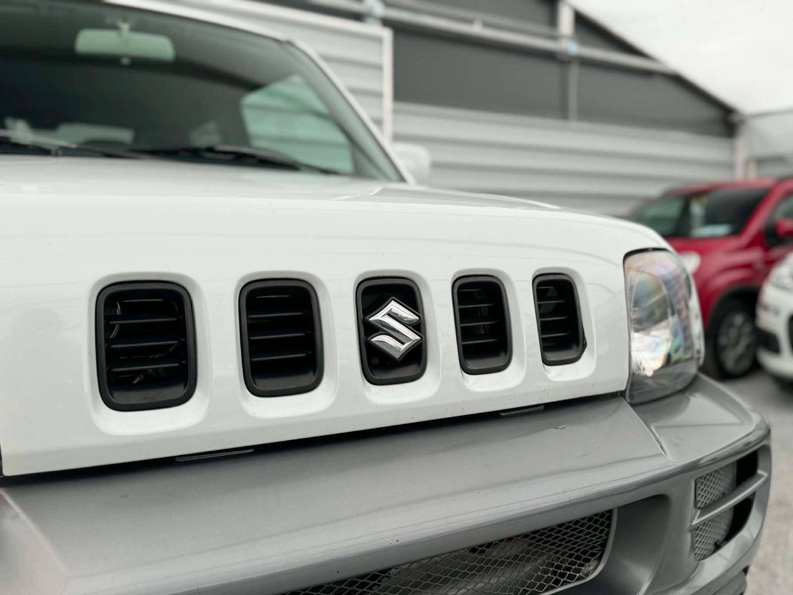 Suzuki Jimny 1.3 - 4X4 - KLIMA - ALU - USNJE - ODLIČAN, fotografija 9