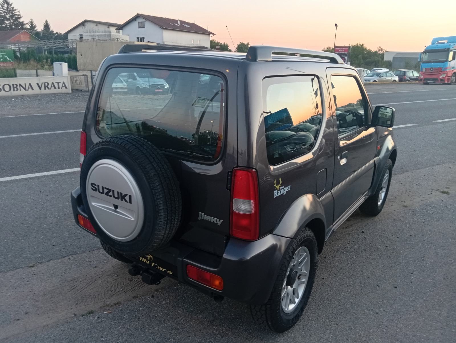Suzuki Jimny 1,3 JLX 4*4 mod.2011 - 144 TKM/ 1.VLASNIK/ KUKA/ SERVISNA, fotografija 7