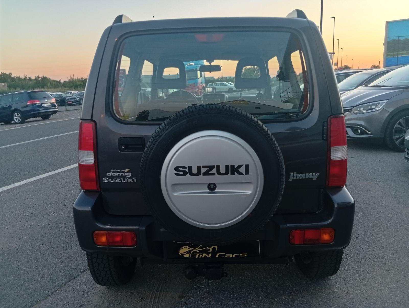 Suzuki Jimny 1,3 JLX 4*4 mod.2011 - 144 TKM/ 1.VLASNIK/ KUKA/ SERVISNA, fotografija 8